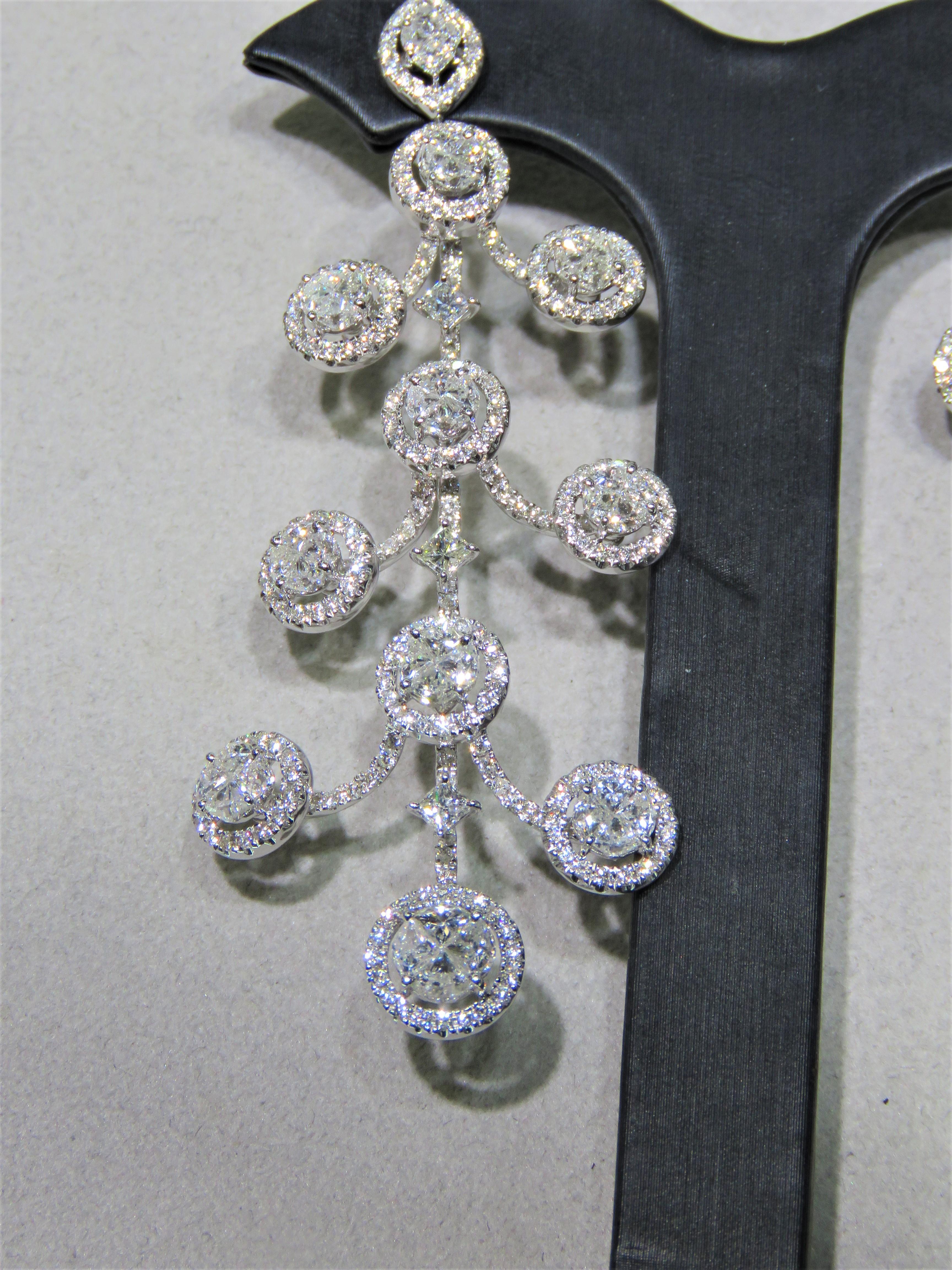 NWT $63, 000 18KT Gold Fancy 10.50CT Gorgeous Exquisite Diamond Dangling Earrings In New Condition For Sale In New York, NY