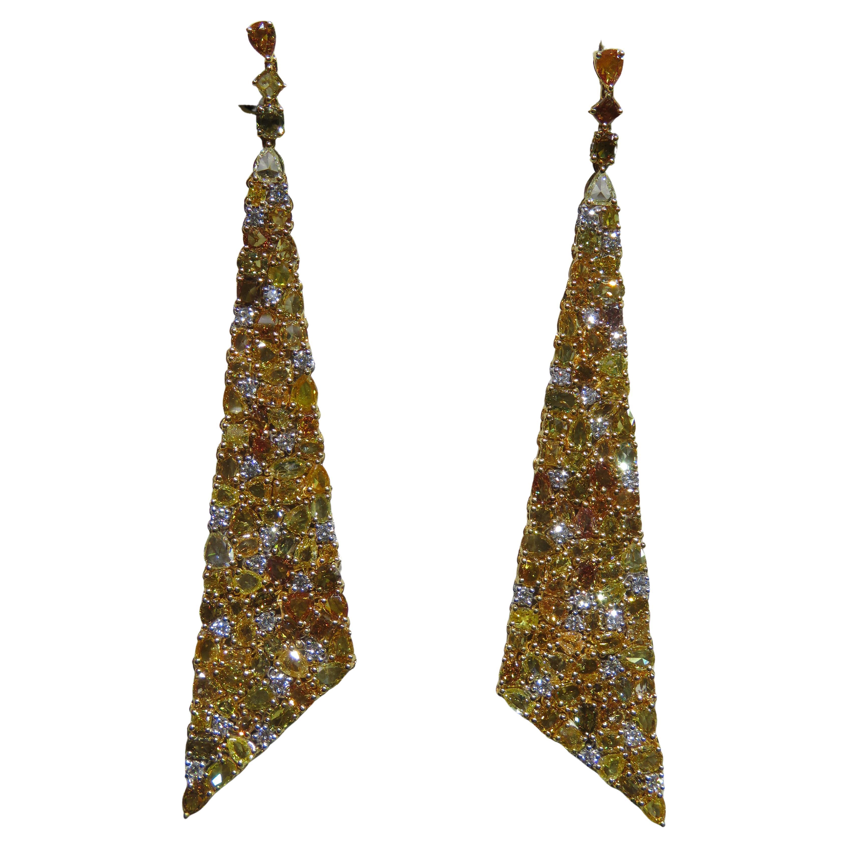 NWT $65, 000 18KT Gold Magnificent Fancy Yellow Diamond Dangle Drop Earrings