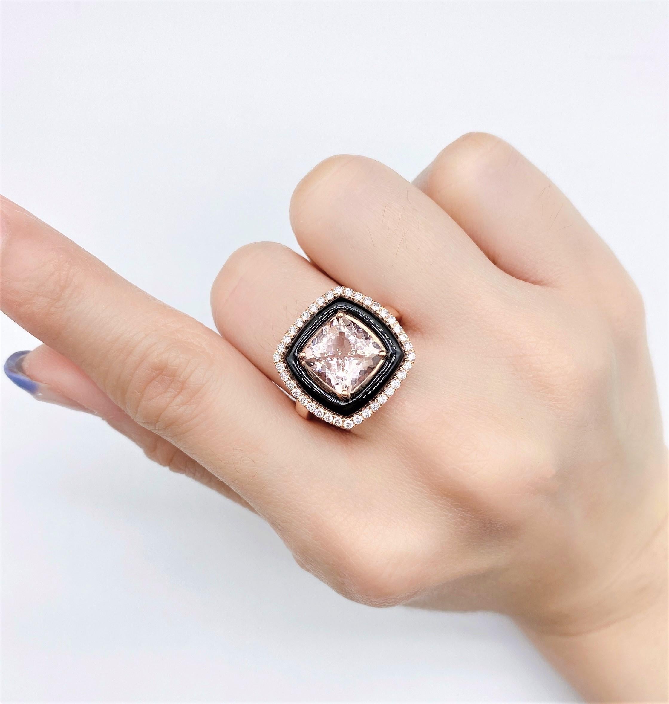 Mixed Cut NWT $6, 519 18KT Fancy Large Glittering Fancy Morganite and Diamond Onyx Ring For Sale