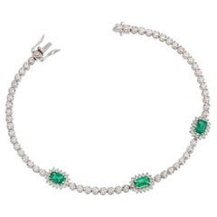 NWT $7, 000 18 Karat Gold Glittering Fancy Green Emerald Diamond Bracelet
