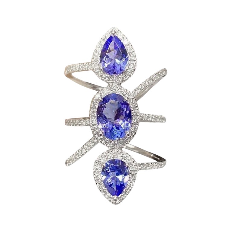 NWT $ 7, 749 Rare 18KT Oro Fancy Triple 3 Tanzanita Piedra preciosa y anillo de diamantes