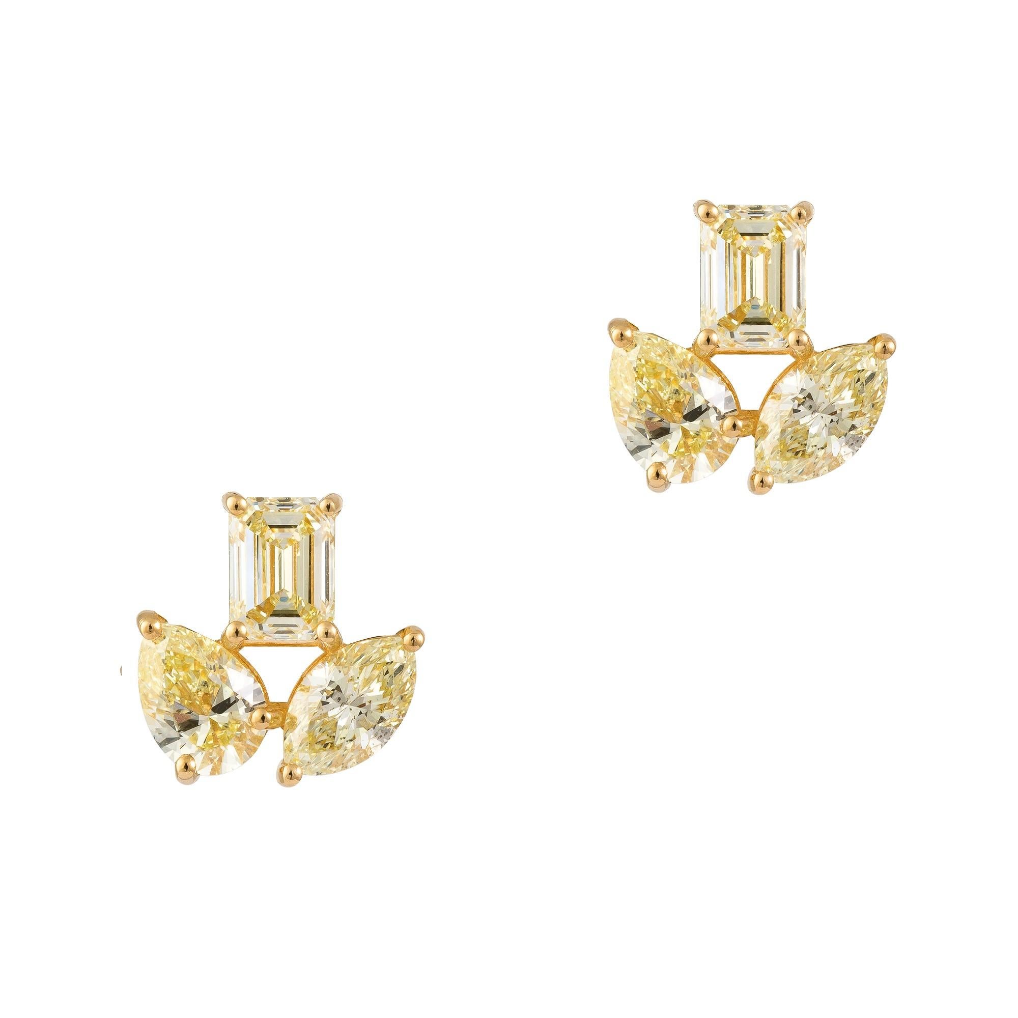 Taglio misto NWT $7, 750 18KT Orecchini con diamanti gialli scintillanti tripli e luminosi in vendita