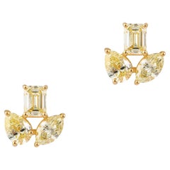 NWT $7, 750 18KT Fancy Glittering Triple 3 Light Yellow Diamond Stud Earrings