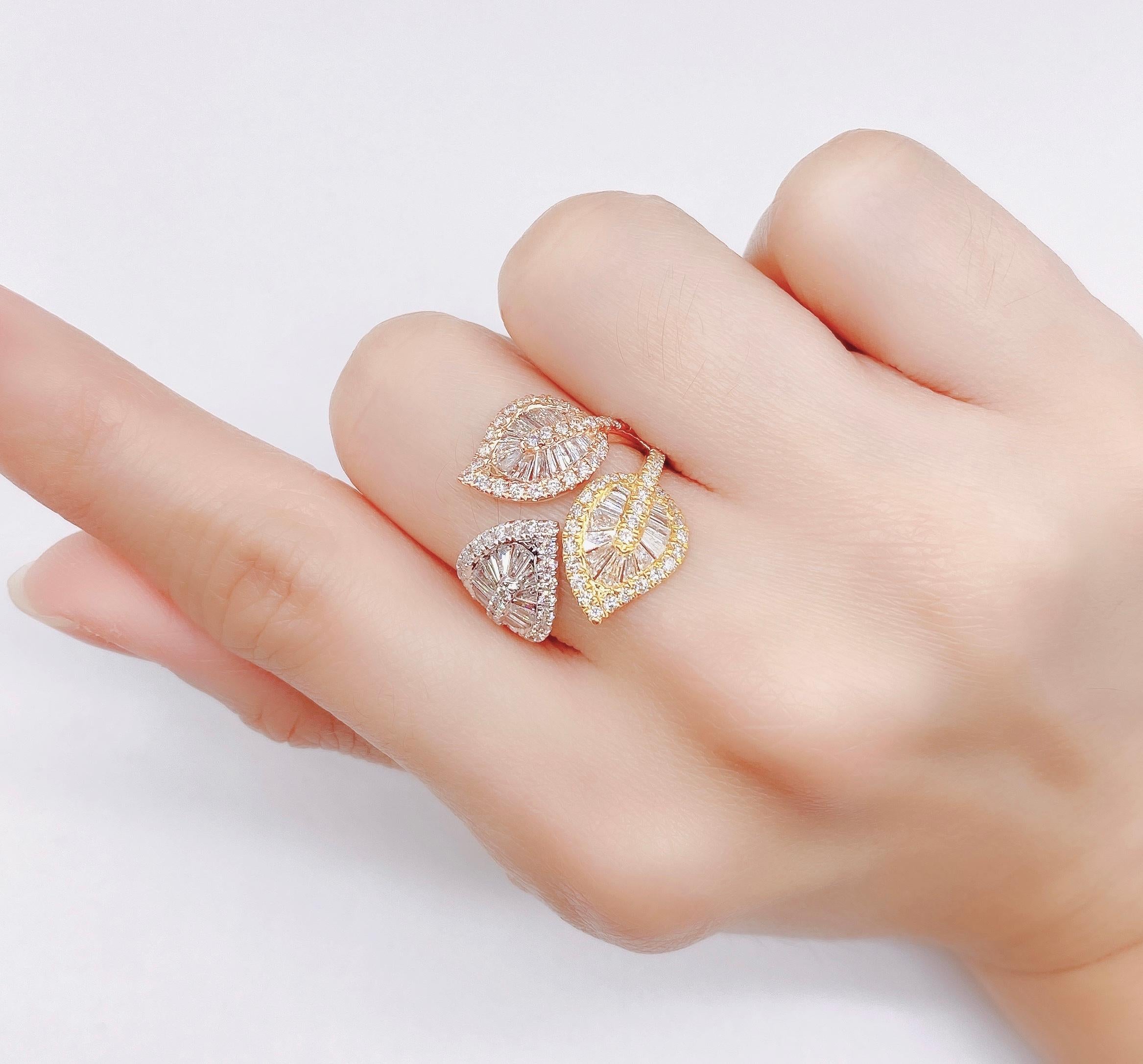 Women's Special!!! NWT $7, 789 18KT Magnificent Fancy Triple Tri Color Leaf Diamond Ring For Sale