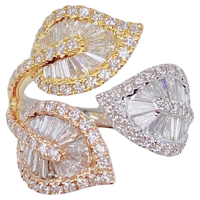 Special!!! NWT $7, 789 18KT Magnificent Fancy Triple Tri Color Leaf Diamond Ring For Sale