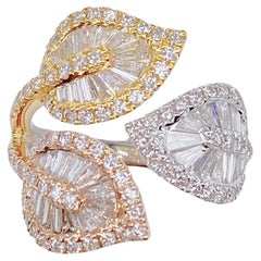Vintage Special!!! NWT $7, 789 18KT Magnificent Fancy Triple Tri Color Leaf Diamond Ring