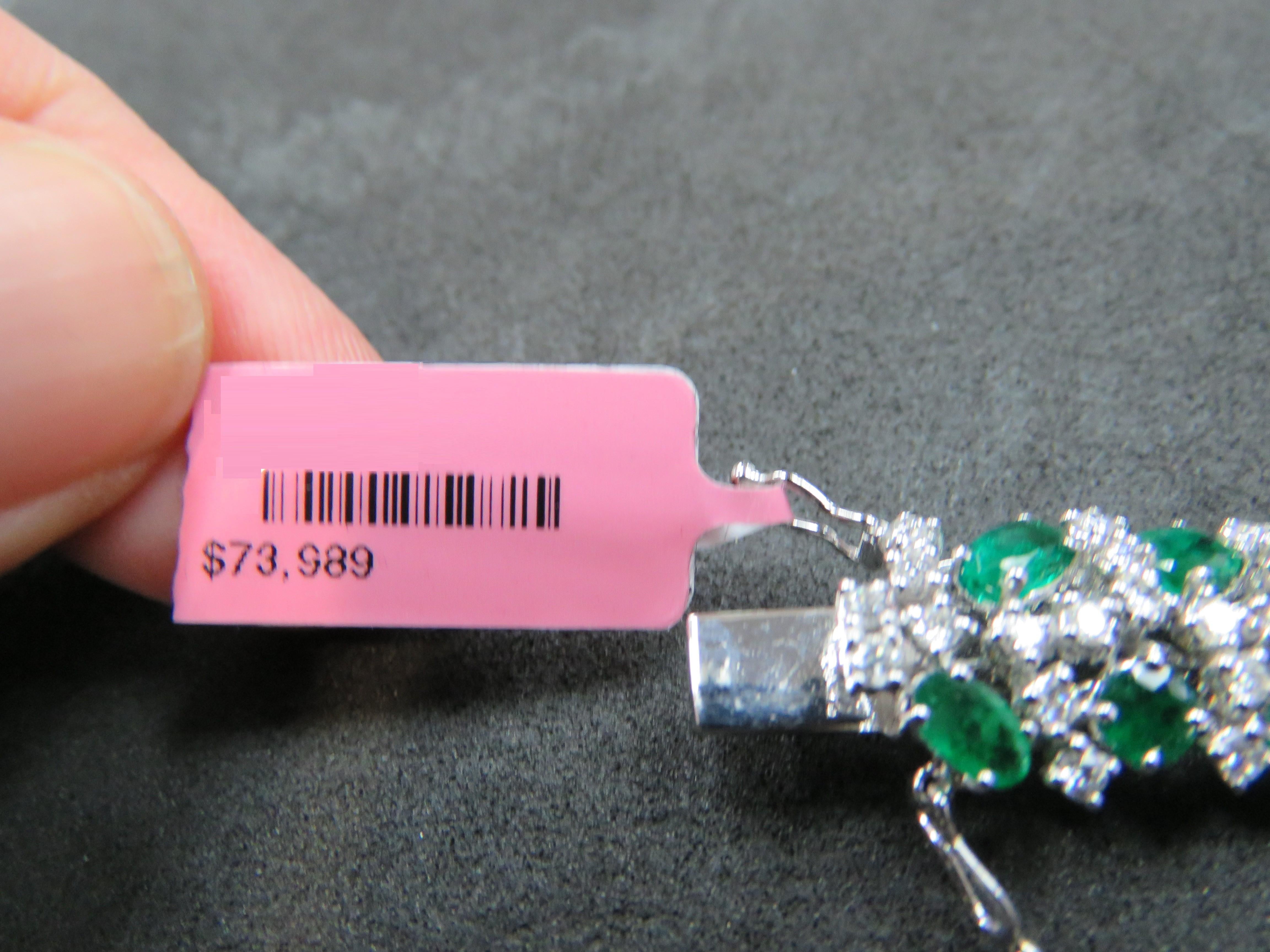 NEU 73, 989 Rare Magnificent 18KT Gold Fancy Elaborate Smaragd-Diamant-Armband, selten für Damen oder Herren im Angebot
