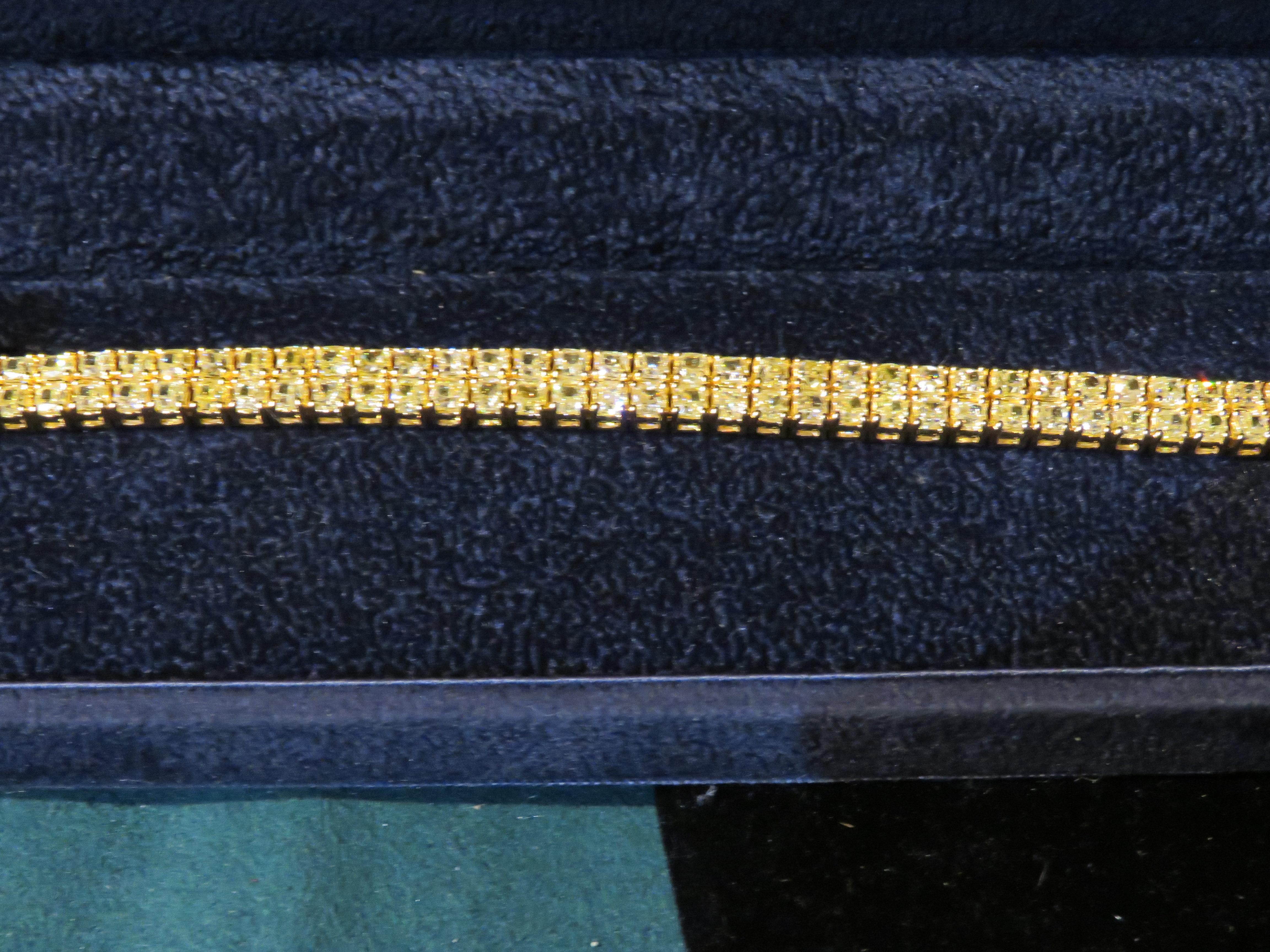 Mixed Cut Nwt $77, 594 Rare 18kt Gold Gorgeous 11CT Fancy Double Yellow Diamond Bracelet For Sale