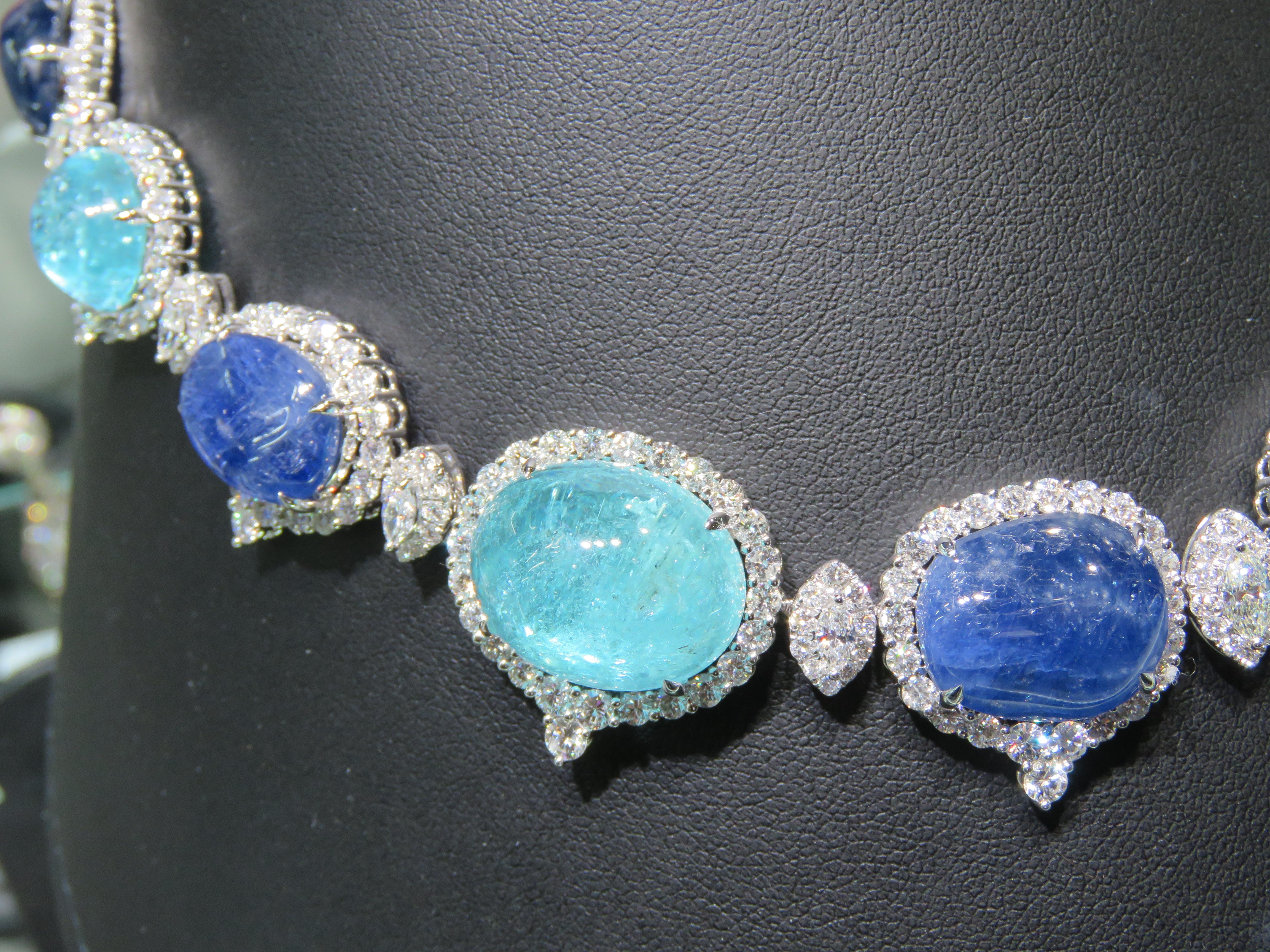 NWT $775, 000 18KT Gold Rare Fancy Paraiba Natural Sapphire Diamond Necklace In New Condition For Sale In New York, NY