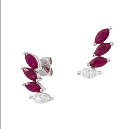 Orecchini a bottone NWT da 8.000 $ in oro 18 carati con rubini e diamanti scintillanti