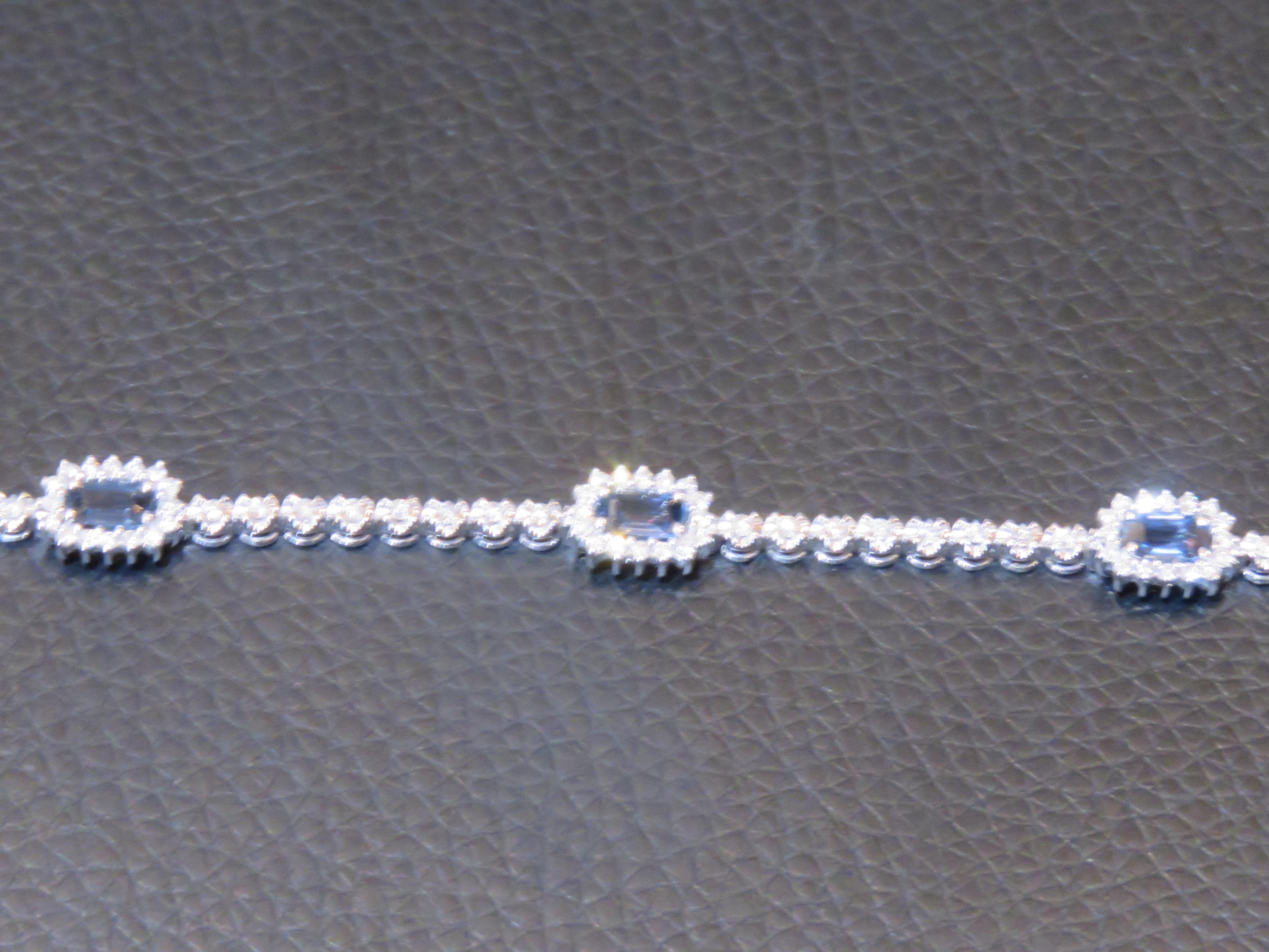 Mixed Cut NWT $8, 000 18KT Gold Glittering Fancy Blue Sapphire Diamond Tennis Bracelet For Sale