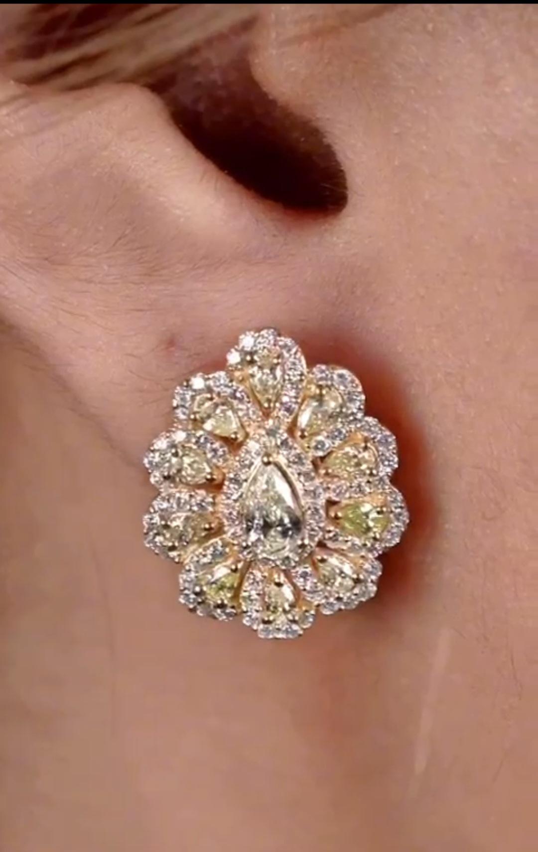 Mixed Cut NWT $8, 100 18KT Gold Fancy Glittering Gorgeous Yellow Diamond Earrings For Sale