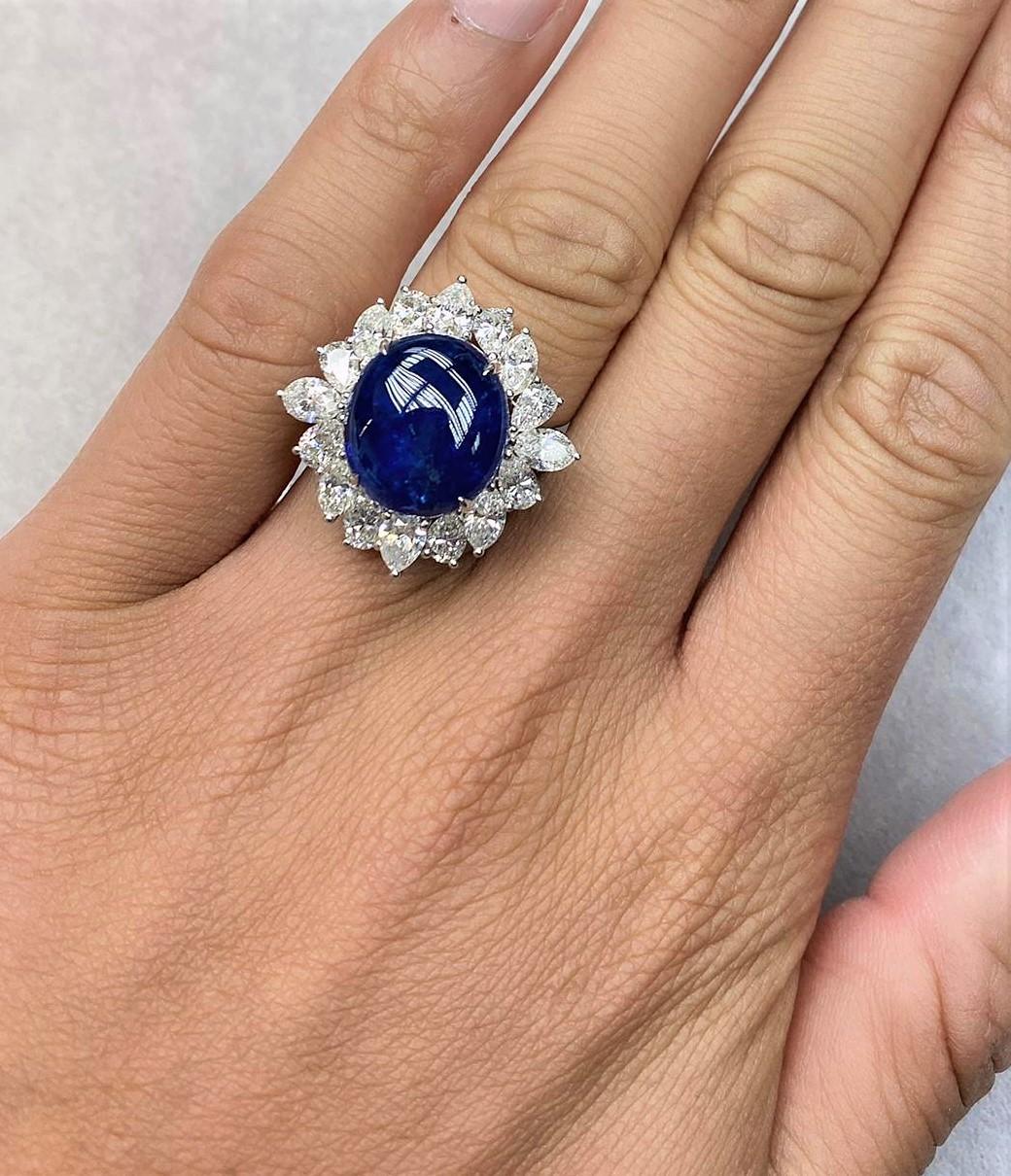 Mixed Cut NWT $85, 000 Gorgeous Fancy 18KT Gold 16CT Burmese Blue Sapphire Diamond Ring For Sale