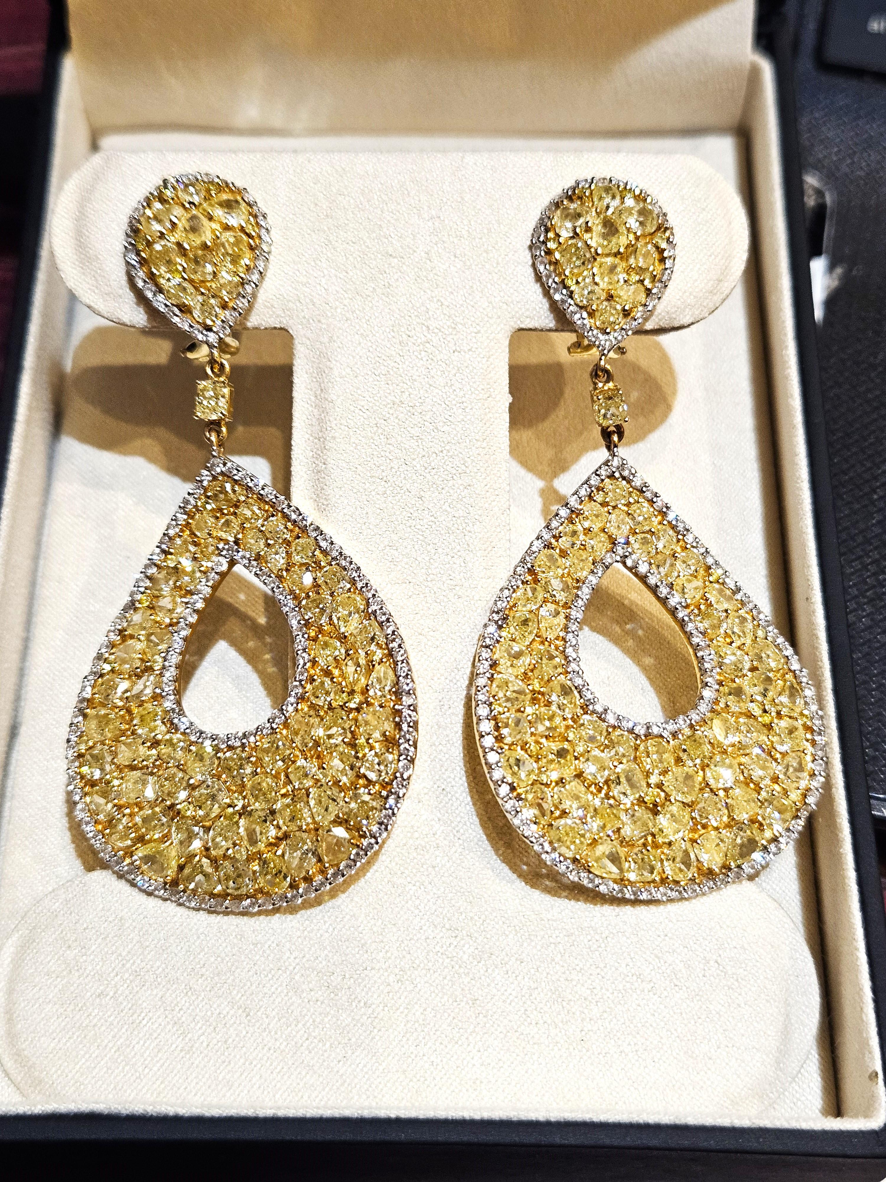 Women's NWT $85, 000 Magnificent Fancy Rose Cut Yellow Diamond Dangle Gold Earrings For Sale