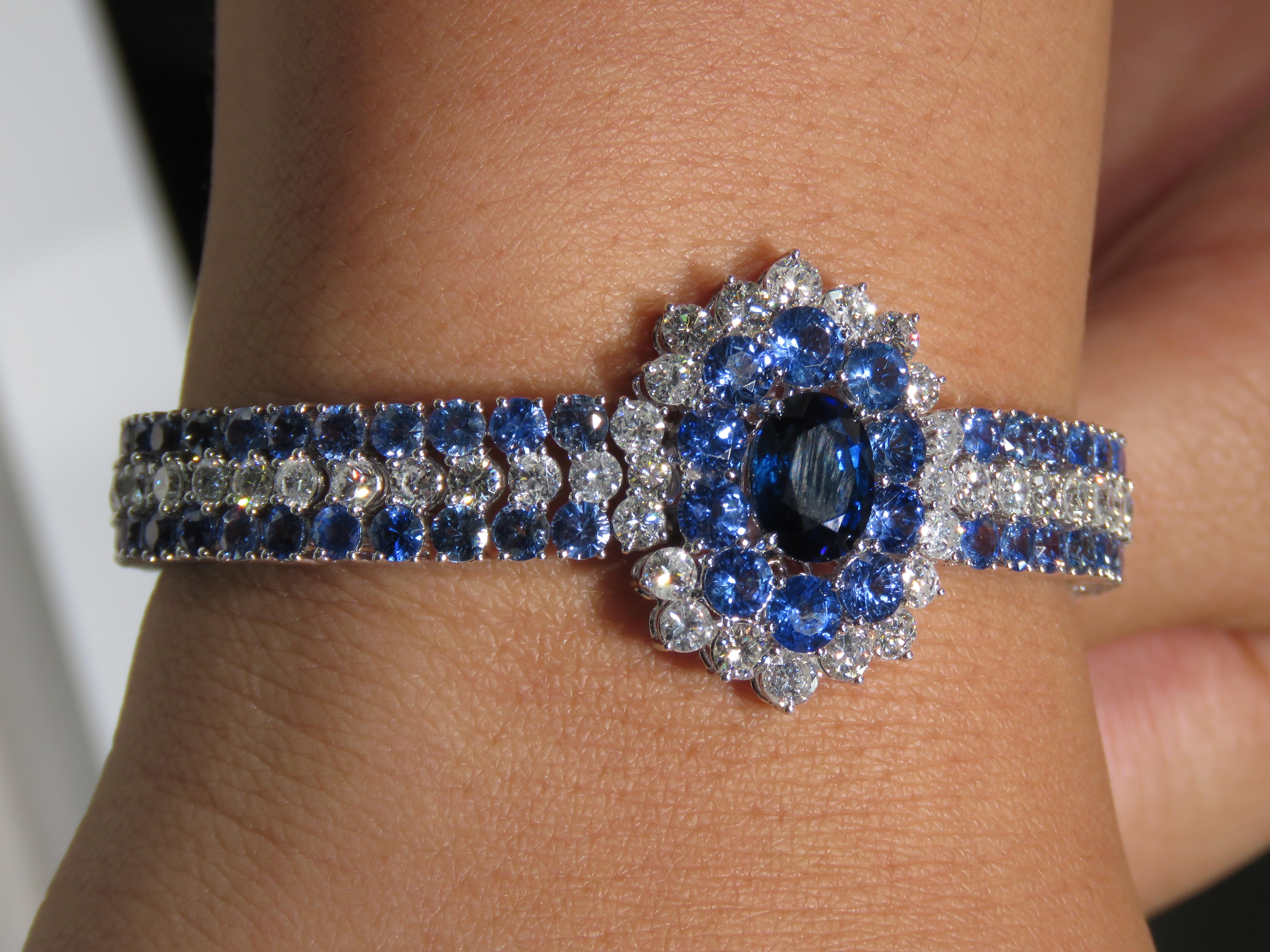 NWT $87, 000 Rare Fancy 18KT Gold 30CT Gorgeous Ceylon Sapphire Diamond Bracelet For Sale 1