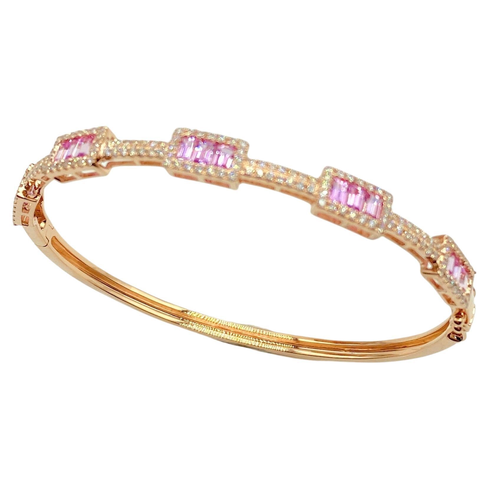 Bracelet en or 18 carats avec saphir rose et diamant Bracelet manchette en vente