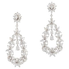 NWT 90, 000 18KT Gold Fancy Gorgeous Glittering 15 Carat Diamond Dangle Earrings