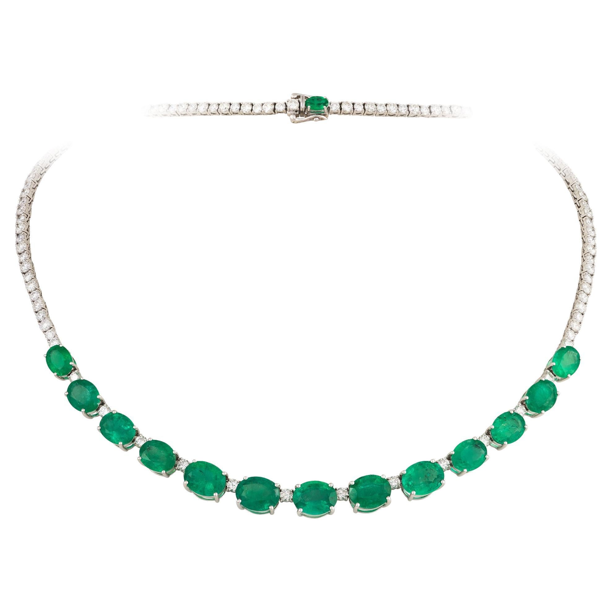 NWT $90, 000 Important 18KT Gold Large Fancy Emerald Diamond Necklace