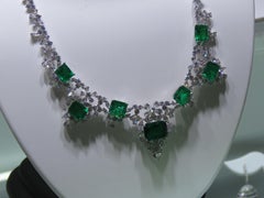 NWT $900, 000 18KT Large Glittering Fancy 45CT Colombian Emerald Diamond Necklace