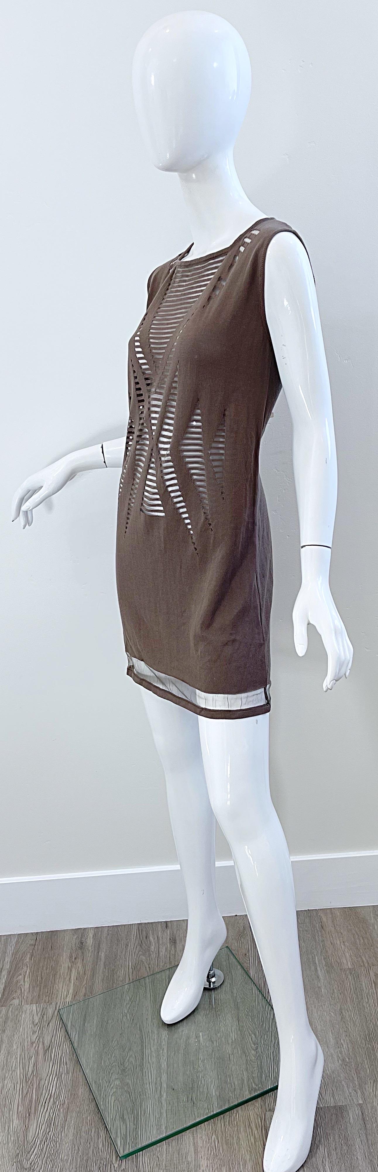 NWT 90s Krizia Brown Taille 46 / US 10 12 Sheer Sleeveless Knit Dress 1990 Pour femmes en vente