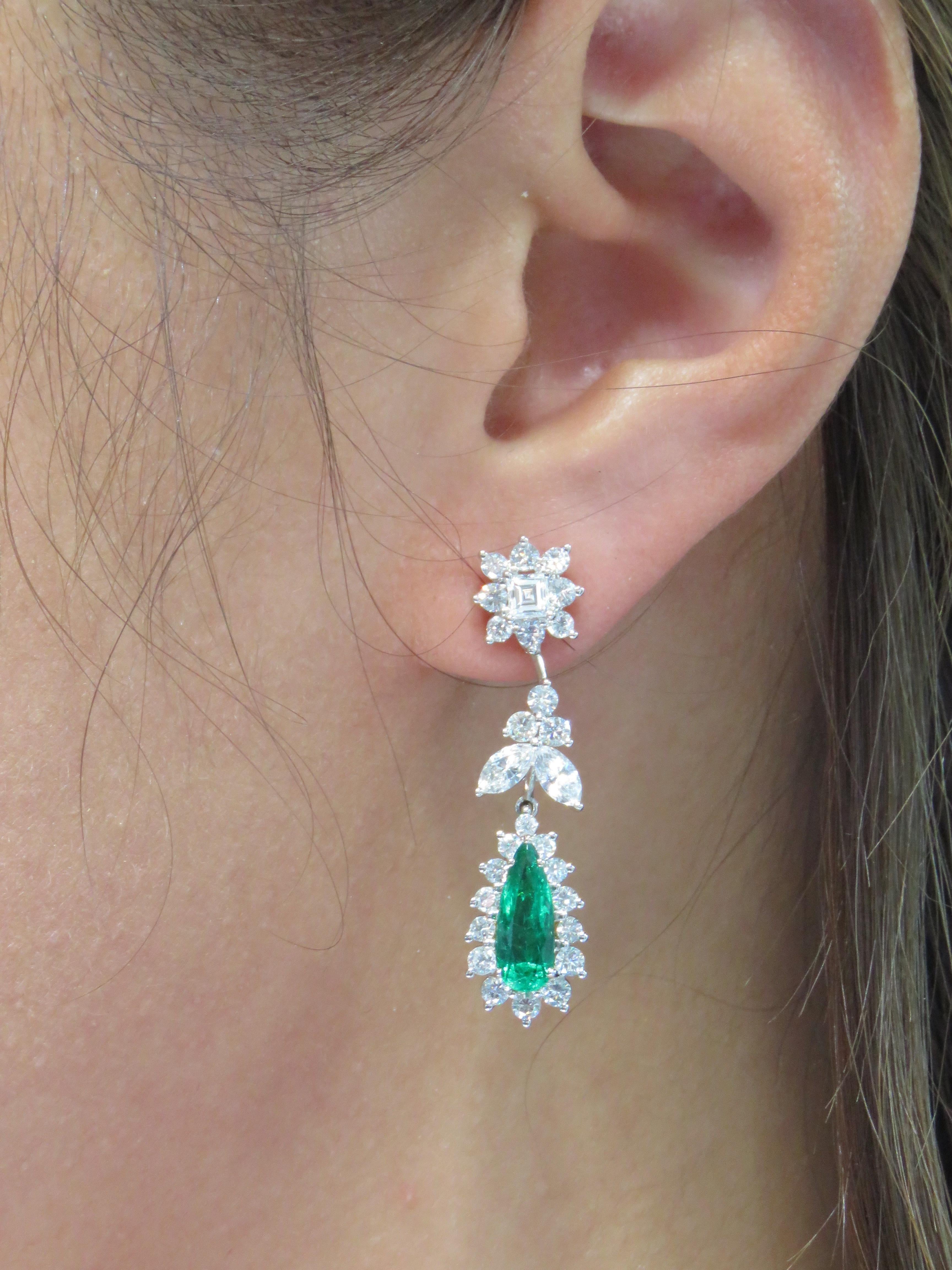 NWT $91, 200 Rari e splendidi orecchini in oro 18KT con smeraldo e diamante in vendita 2