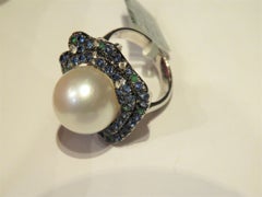 NWT $9, 150 Important 18KT Gold Large White South Sea Pearl Emerald Sapphire Ring
