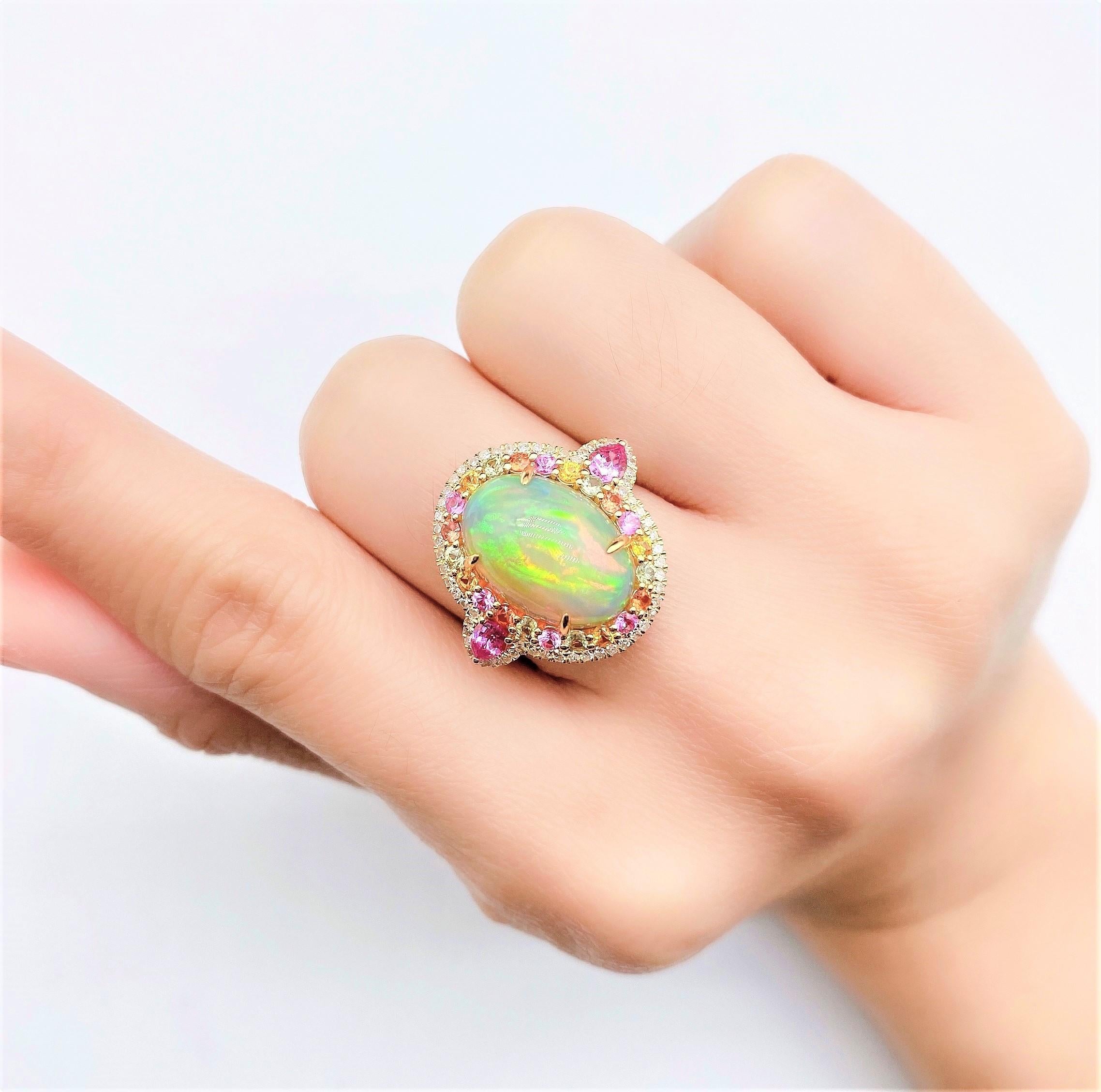 NWT 9, 189 Rare 18KT Fancy Lrg Glittering 8CT Opal Rainbow Sapphire Diamond Ring Neuf - En vente à New York, NY