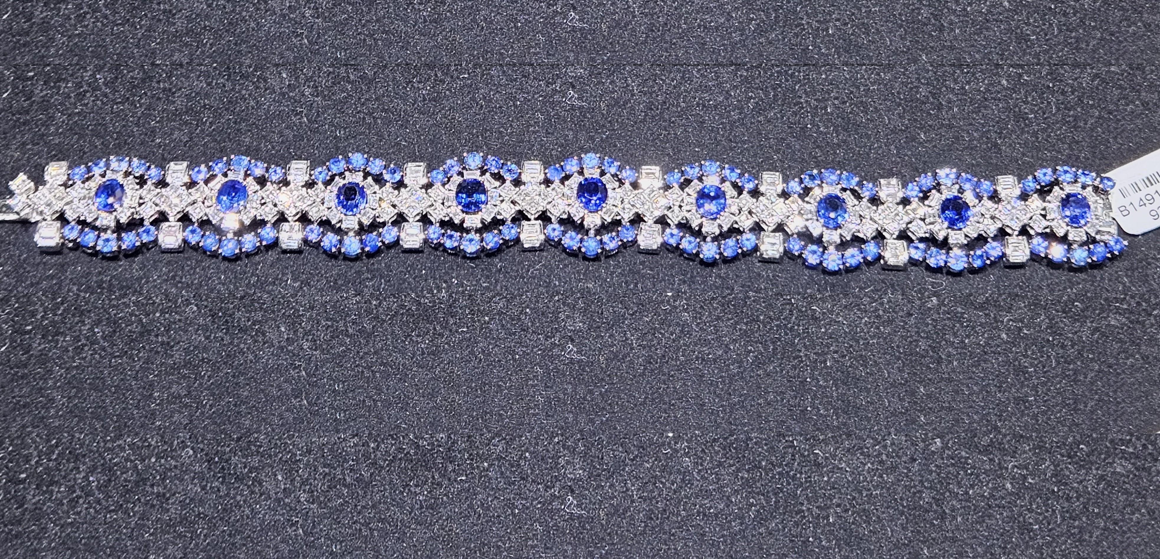 Mixed Cut NWT $92, 100 Rare 18KT Gold Fancy 20CT Ceylon Blue Sapphire Diamond Bracelet For Sale