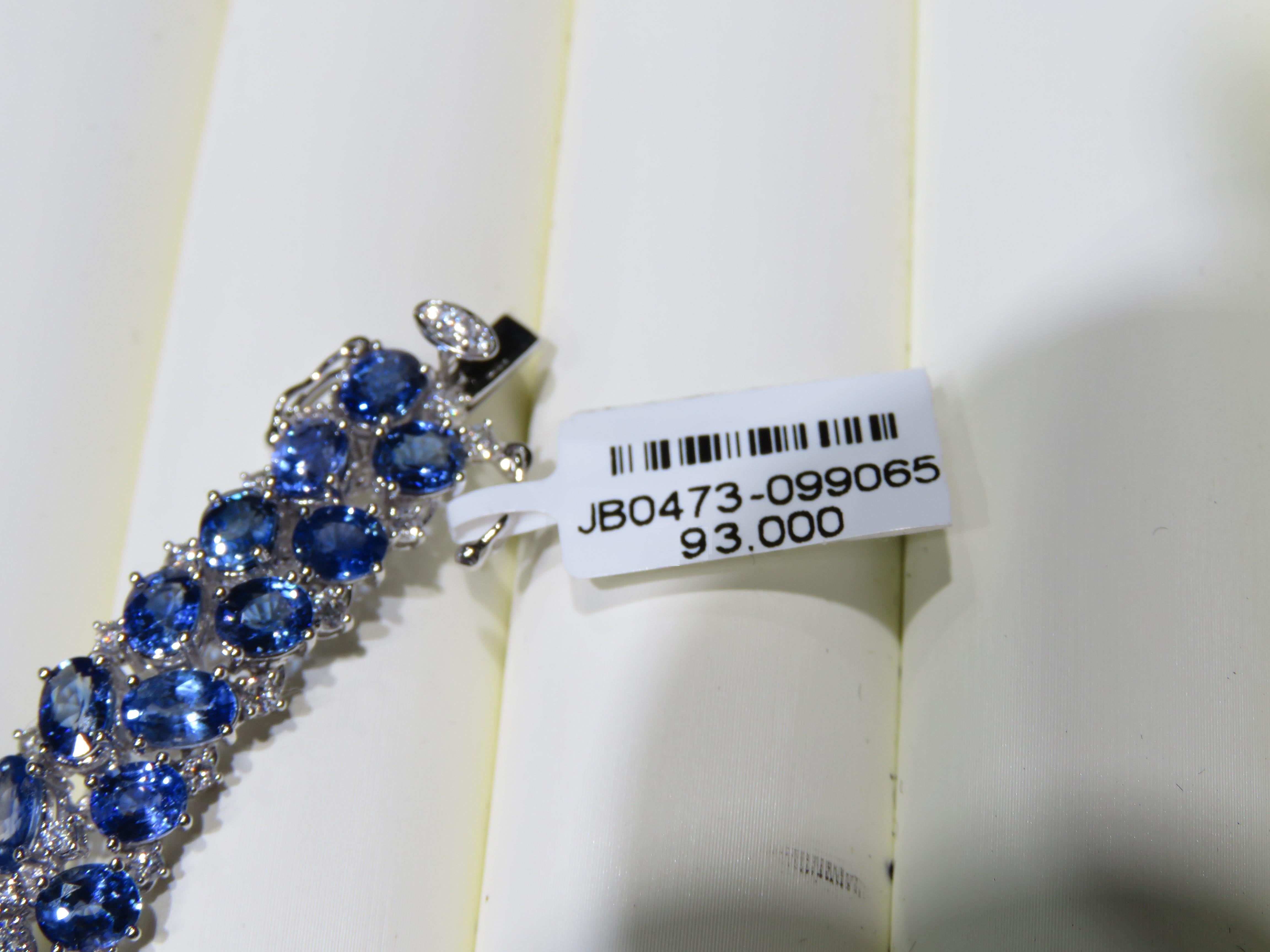 Women's NWT $93, 000 Rare Fancy 18KT Gold 50CT Gorgeous Ceylon Sapphire Diamond Bracelet For Sale