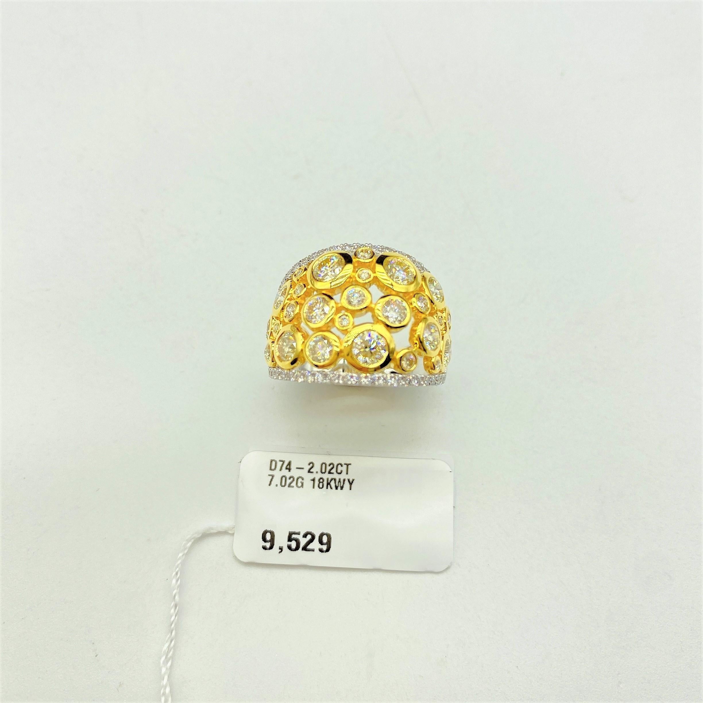 Women's NWT 9, 529 Rare 18KT Yellow White Gold Gorgeous Glittering Diamond Ring For Sale