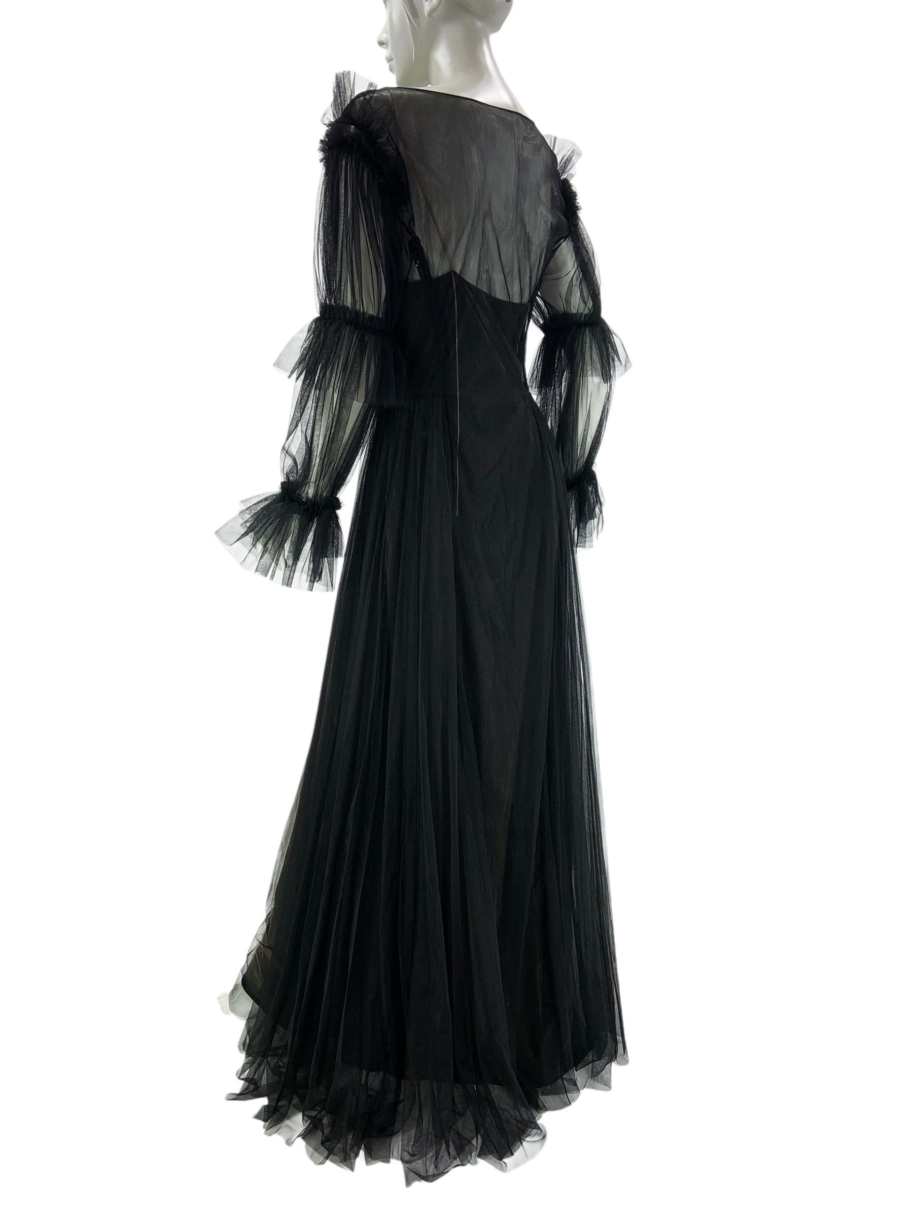 NWT Alberta Ferretti PF 2018 Abito in tulle nero con ricami metallici It. 44 in vendita 1