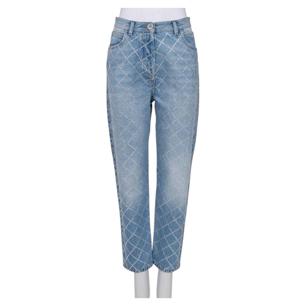 Do Balmain jeans stretch?