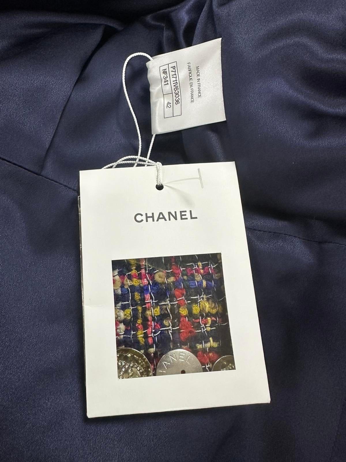 Gray NWT Chanel 2021 Tweed Pattern Coat Sz.42 For Sale