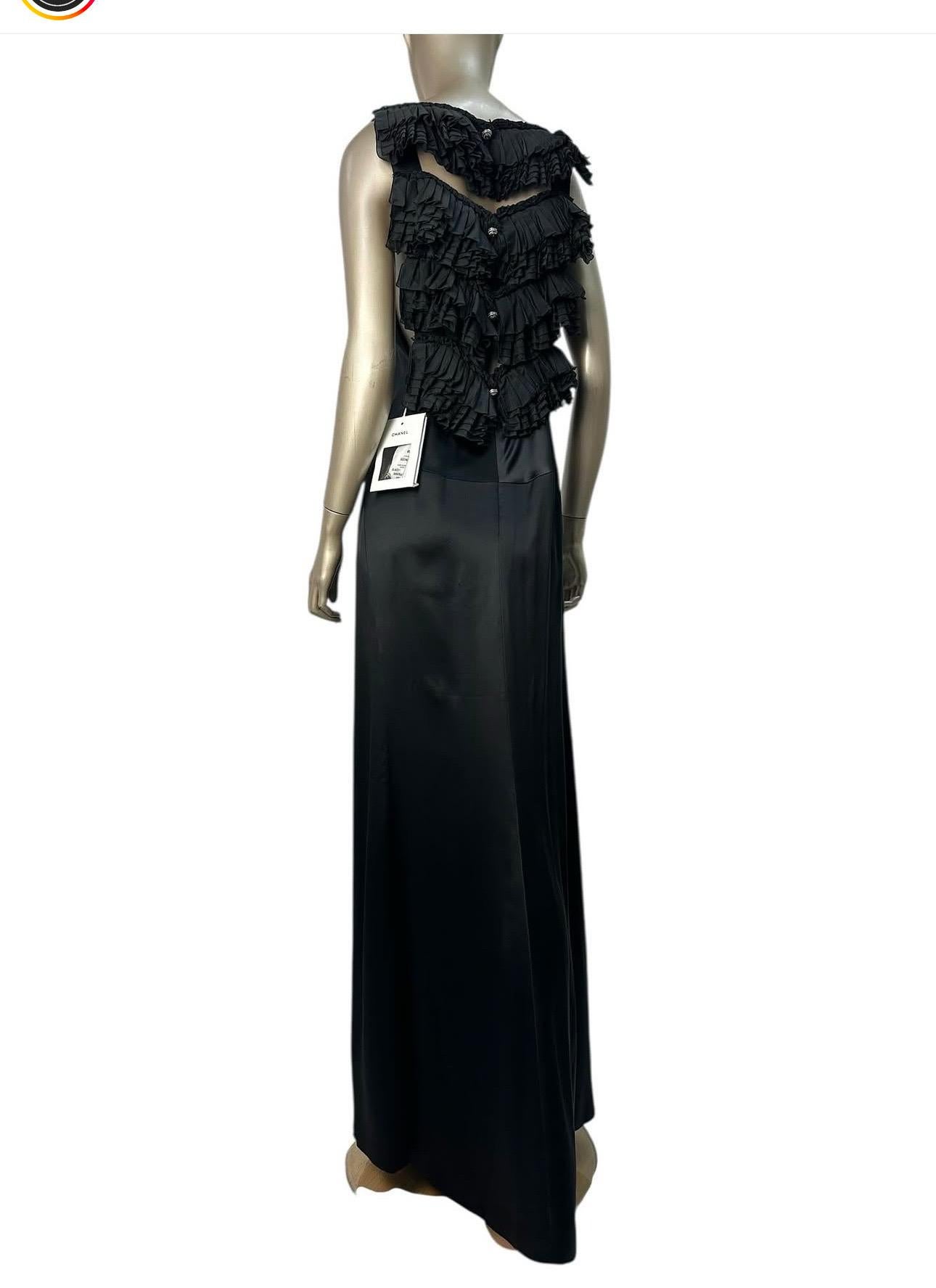 De las mujeres NWT CHANEL Bias Cut 2017 Ruffle Strap Silk Black Slip Dress Sz.38 en venta