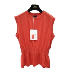 NWT Chanel Koralle rot CC Knöpfe Jersey Top Sz.40