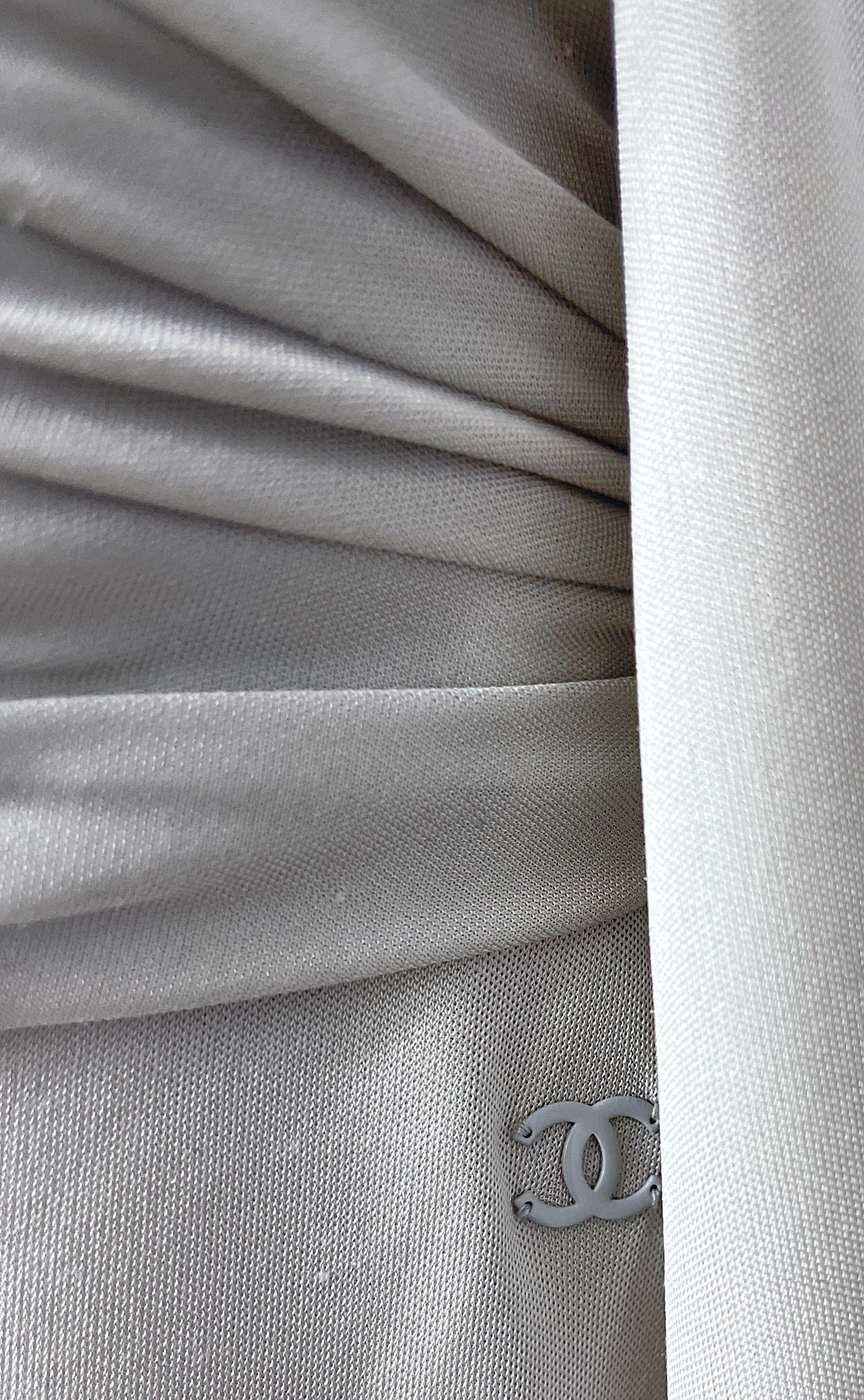 NWT Chanel Cruise 2004 Lagerfeld Sz 40 Grey Silk Jersey Grecian Halter Gown C04  1