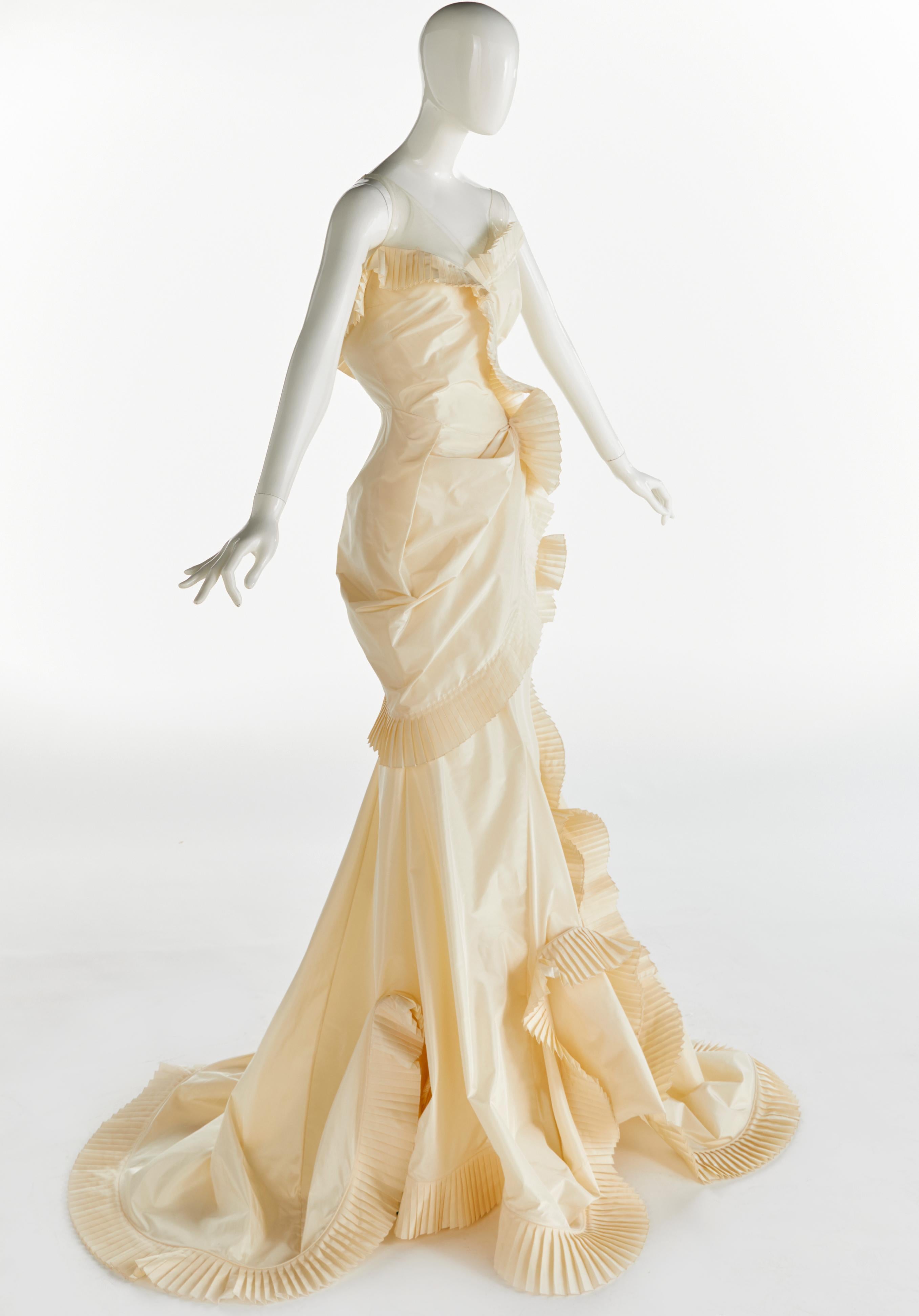 Beige NWT Christian Dior by John Galliano Origami Dress Runway Fall 2006 Wedding Gown For Sale