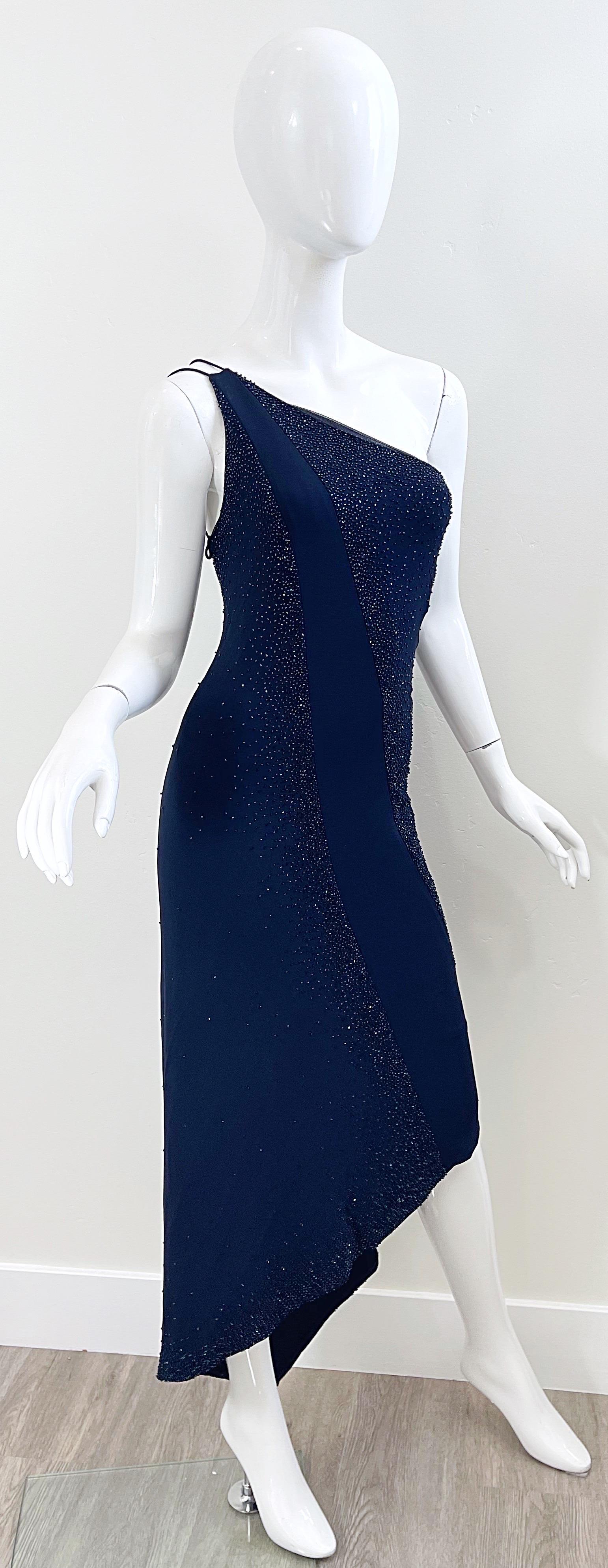NWT Donna Karan 90s Size 8 Navy Blue Beaded Handkerchief Hem One Shoulder Dress en vente 7