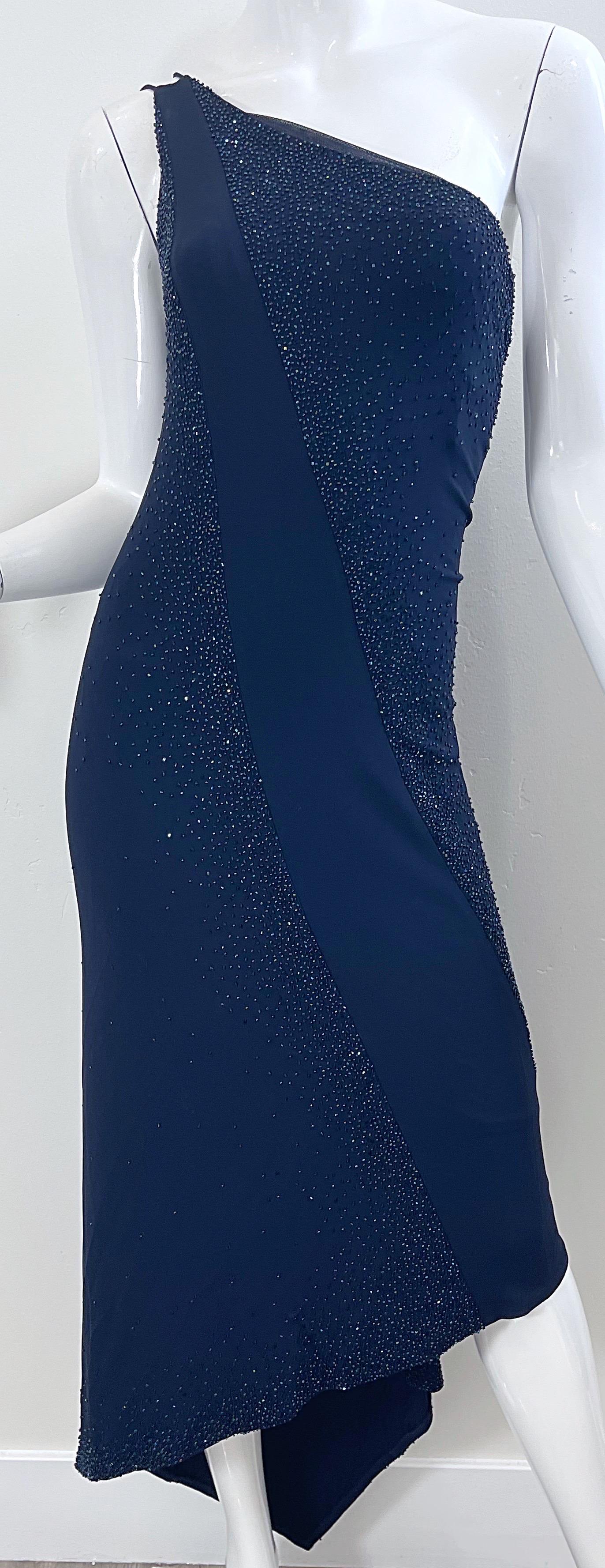 NWT Donna Karan 90s Size 8 Navy Blue Beaded Handkerchief Hem One Shoulder Dress en vente 3