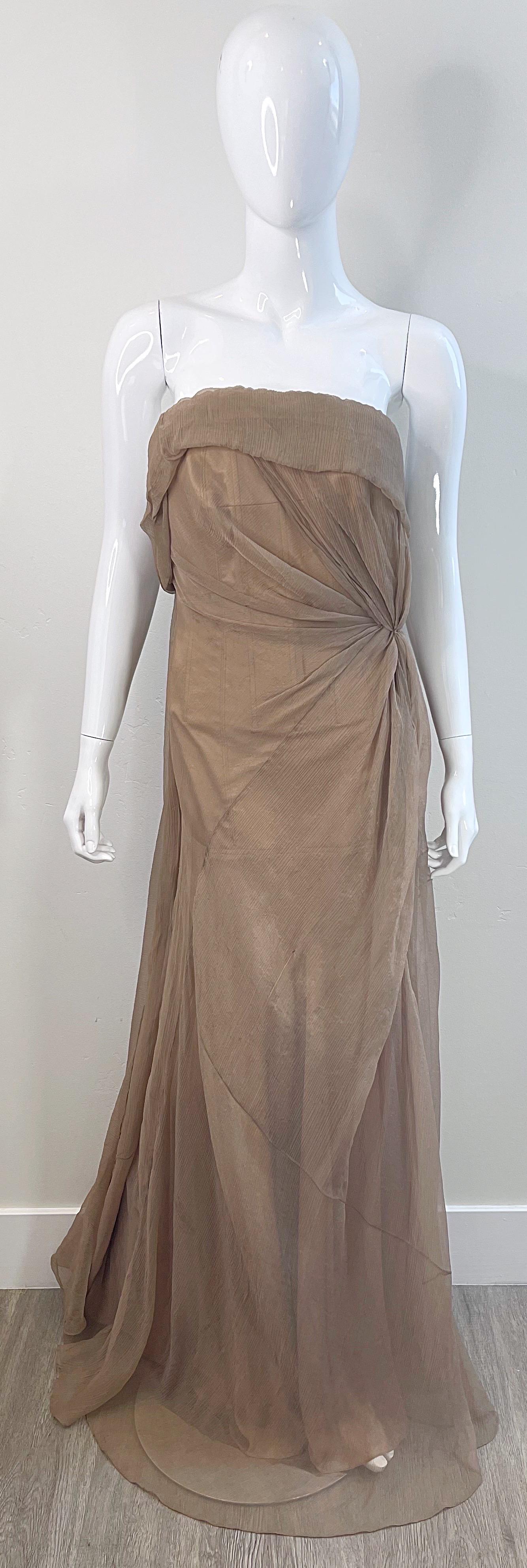 Donna Karan Herbst 2011 Laufsteg Seide Organza Größe 4 / 6 Nudefarbenes goldenes Kleid im Angebot 9