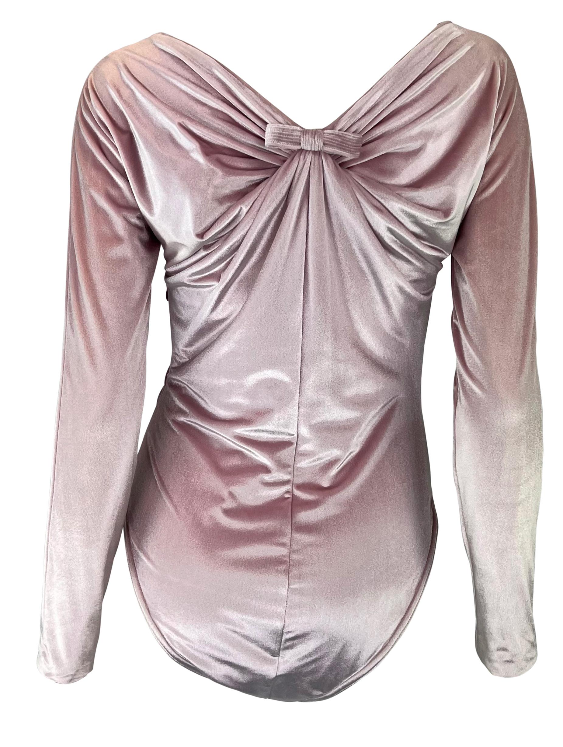 NWT F/W 1995 Gianni Versace Ruched Pink Velvet Bow Bodysuit Skirt Set For Sale 5