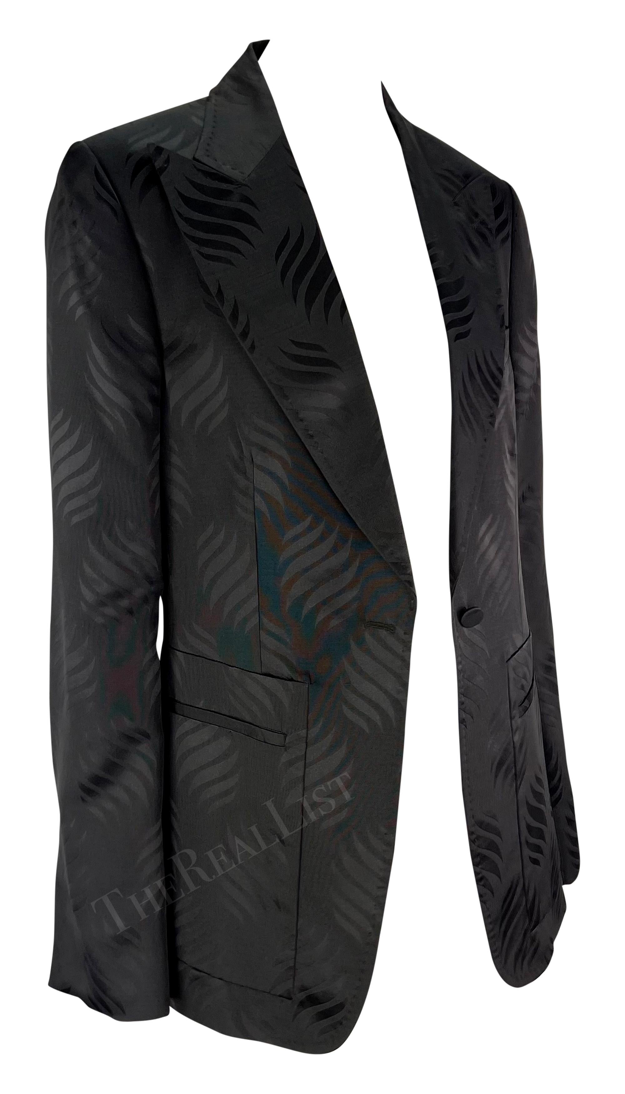NWT A/I 2002 Gucci by Tom Ford Runway Ad Blazer viola scuro con motivo giapponese in vendita 3