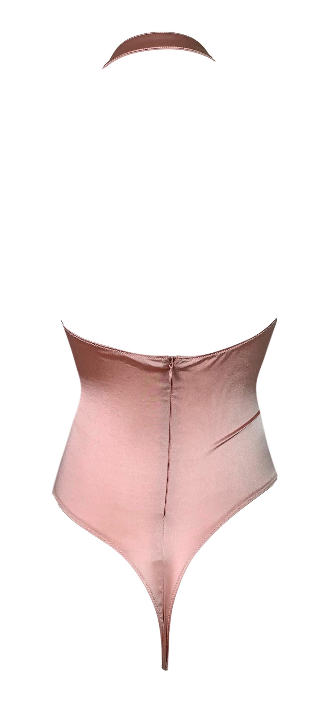 DESIGNER : F/W 2003 Christian Dior par John Galliano

Veuillez nous contacter pour de plus amples informations et/ou des photos.

CONDITION : non porté avec les étiquettes

FABRICATION : Soie et Spandex

PAYS DE FABRICATION : Italie

TAILLE :