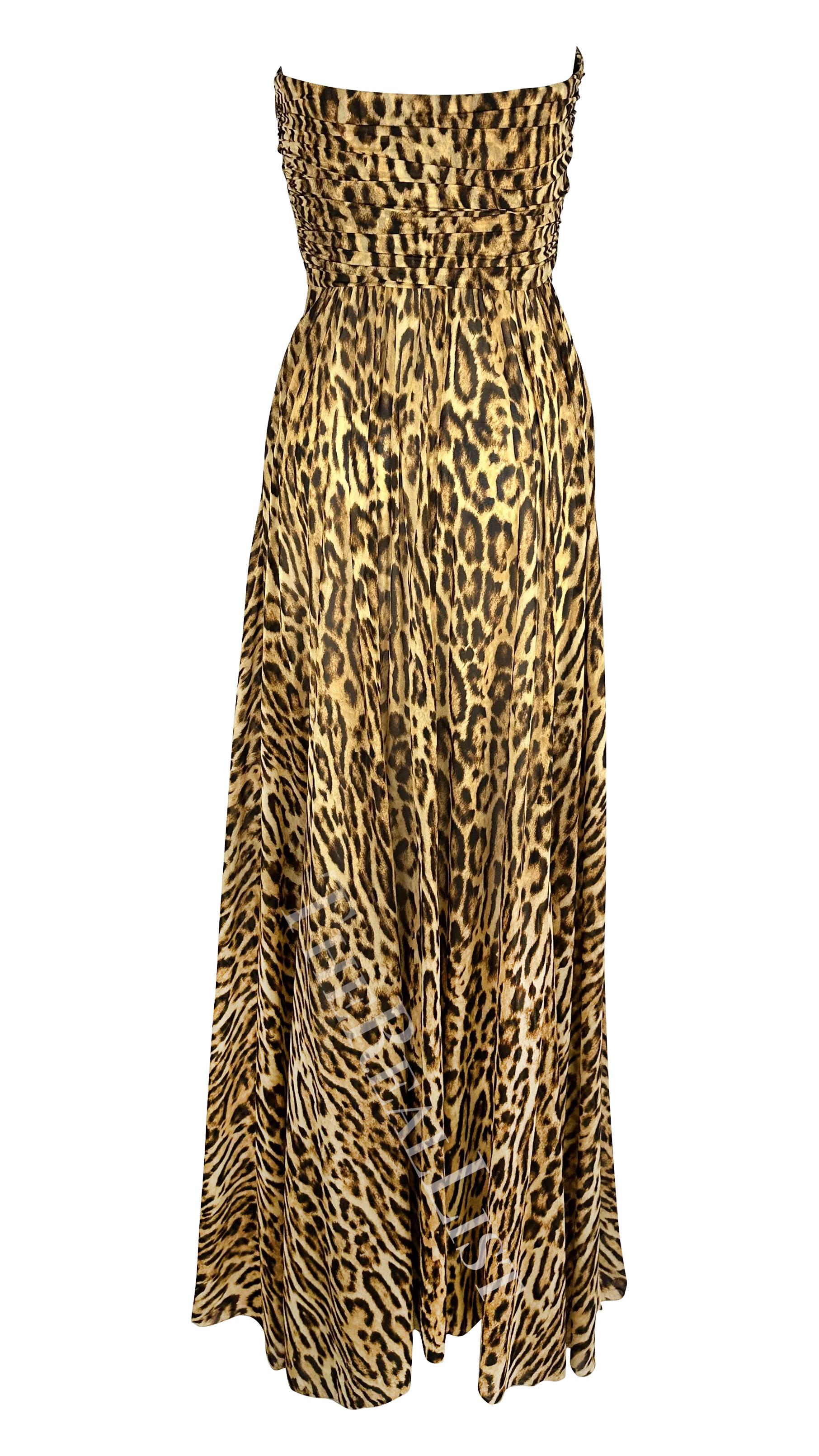 Celine by Michael Kors - Robe de défilé sans bretelles en soie imprimée léopard, neuve avec étiquette, A/H 2004 en vente 4