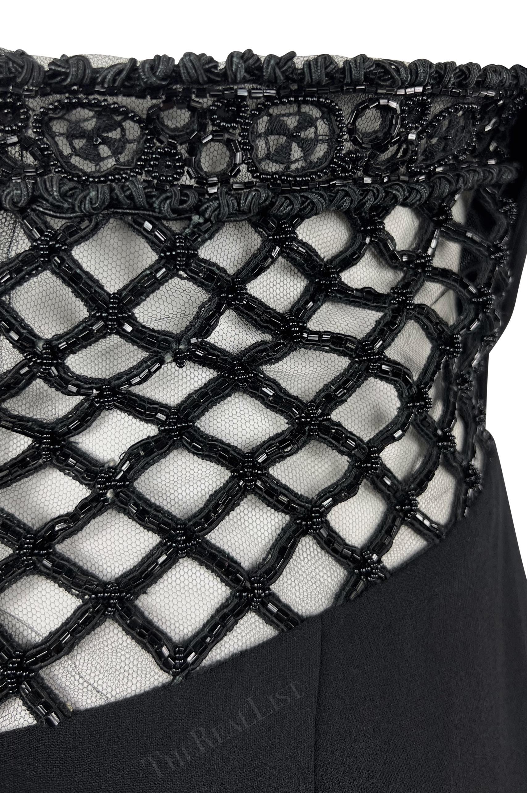 Valentino Garavani, mini-robe dos nu perlée noire, neuve avec étiquette, A/H 2004 Pour femmes en vente