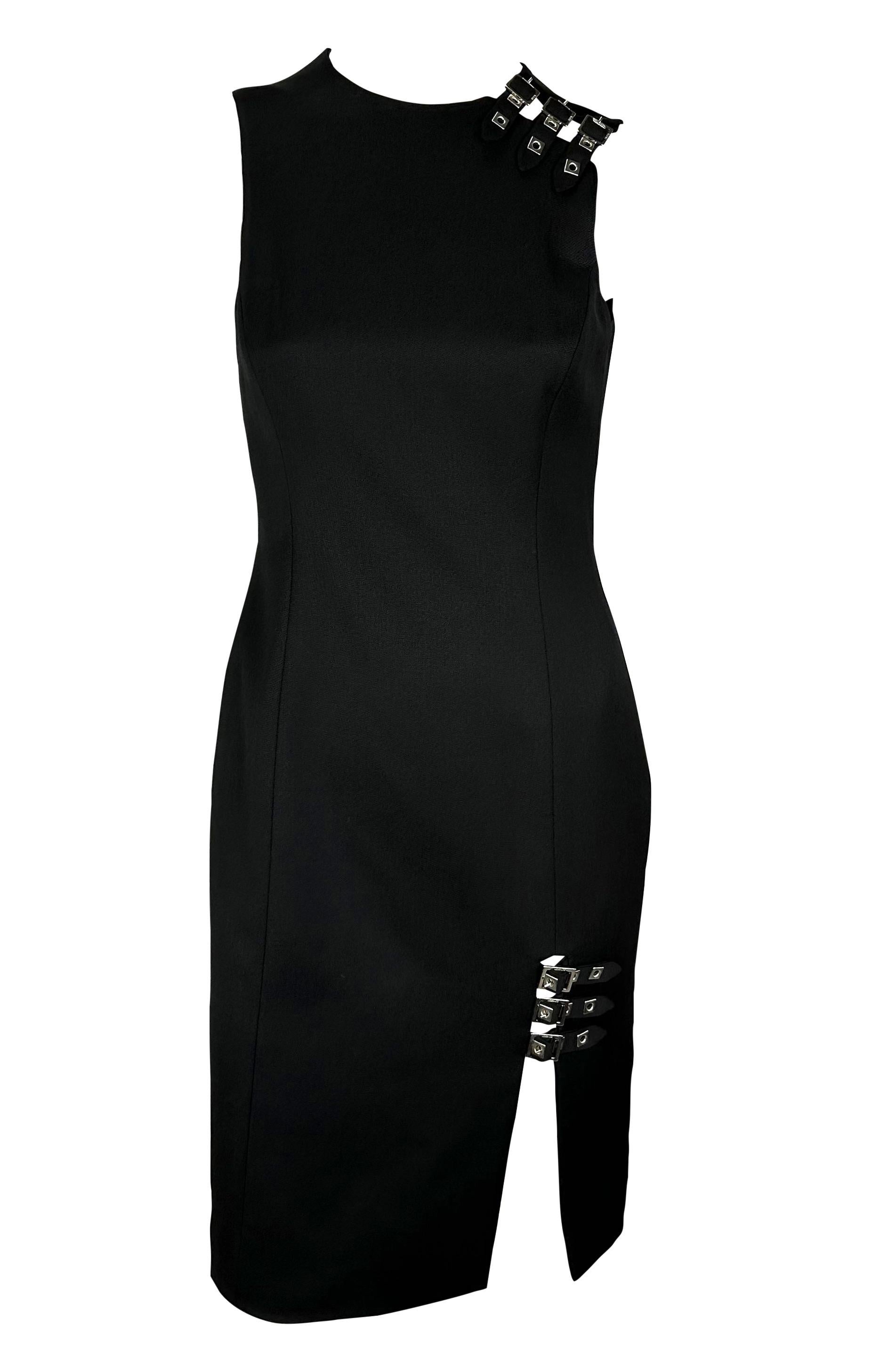 NWT F/W 2004 Versace by Donatella Schwarz Wolle Schnalle Tunika Kleid Damen im Angebot
