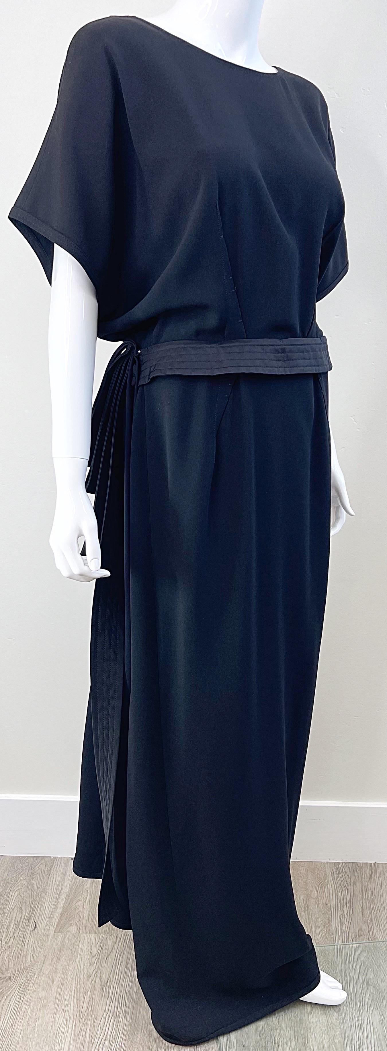 NWT Gianfranco Ferre 2000s Size 44 / 8 - 10 Black Dolman Sleeve Gown Maxi Dress For Sale 1