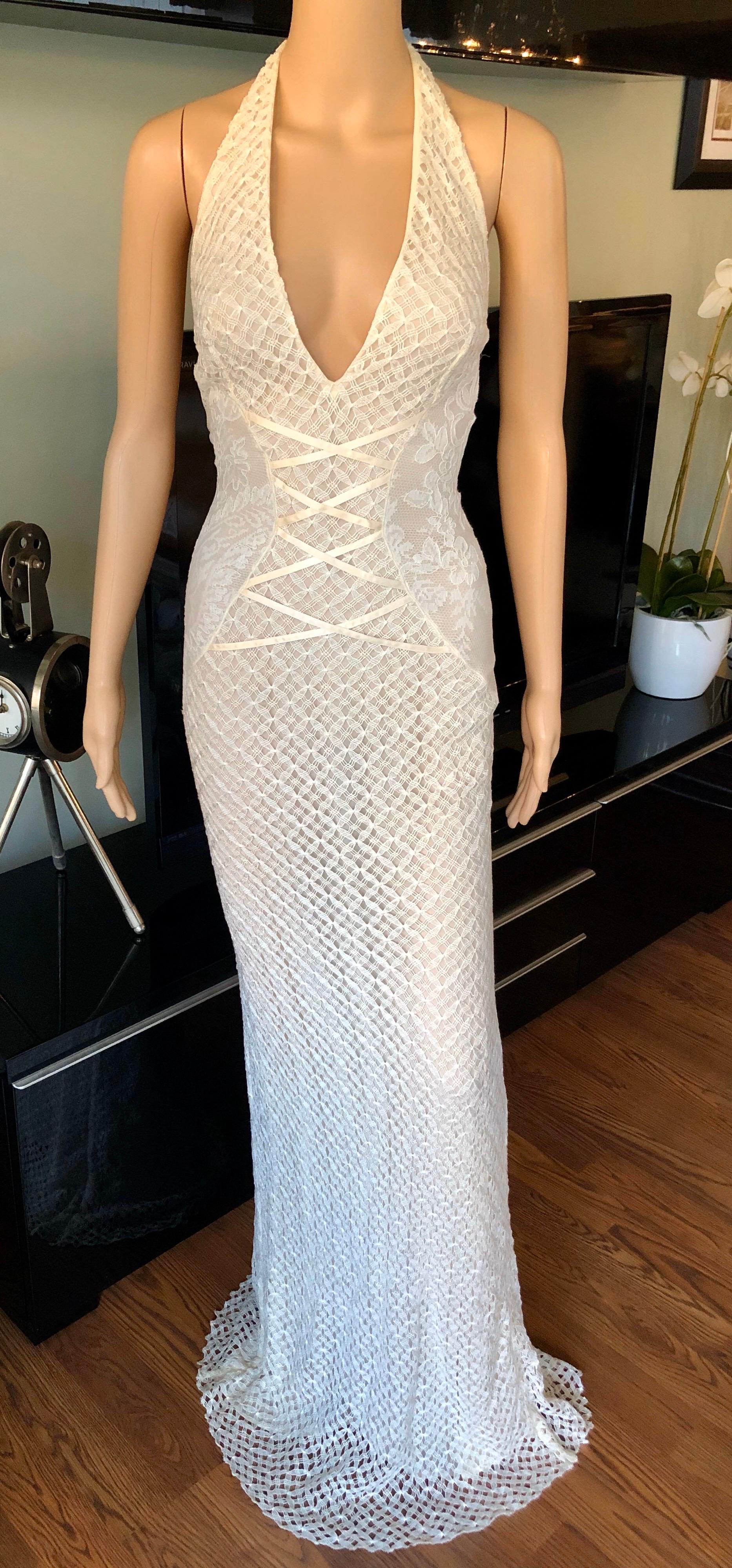 Women's or Men's NWT Gianni Versace S/S 2002 Plunging Backless Semi Sheer Lace Ivory Dress Gown For Sale