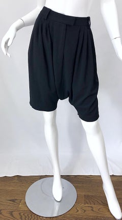 NWT Givenchy by Clare Waight Keller Size 40 / 8 Black Drop Crotch / Waist Shorts