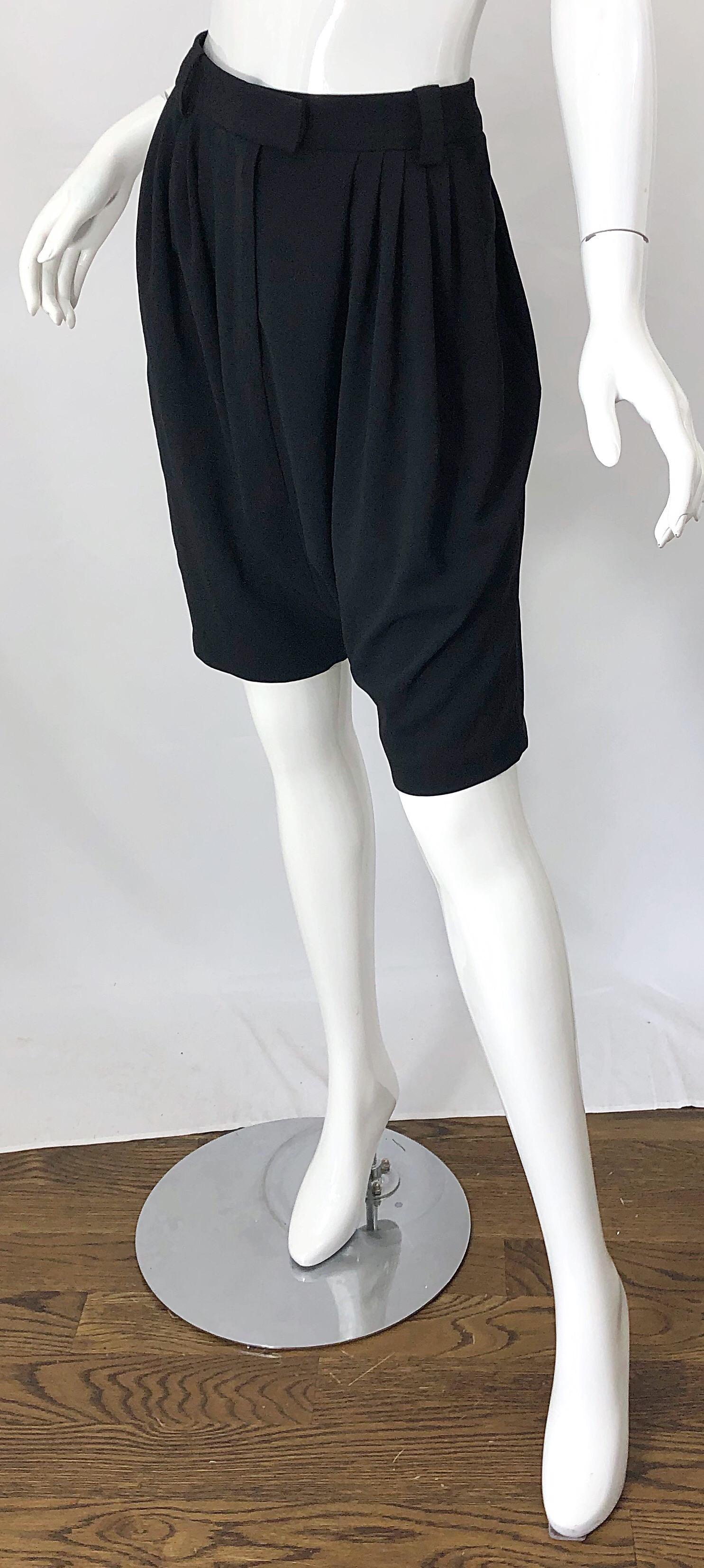 Women's NWT Givenchy by Clare Waight Keller Size 40 / 8 Black Drop Crotch / Waist Shorts For Sale